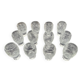 12 gobelets/verres a liqueurs en cristal st louis epoqie 19 eme