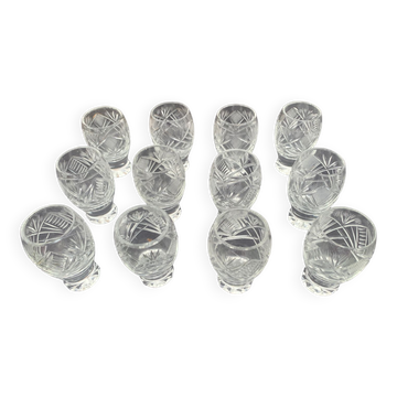 12 gobelets/verres a liqueurs en cristal st louis epoqie 19 eme