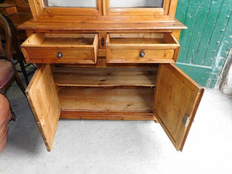 2-body buffet or 19th century fir museum
