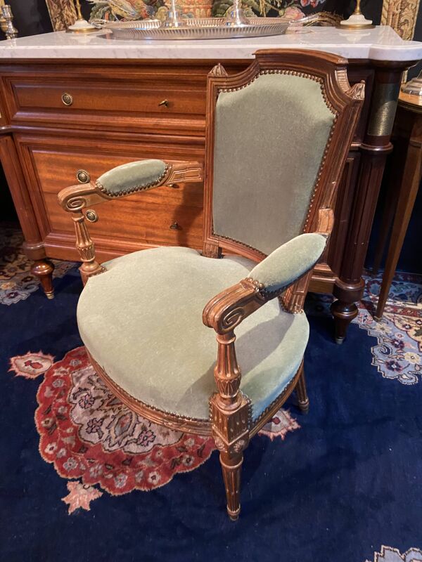 Fauteuil cabriolet velours vert d'époque XVIIIe Louis XVI