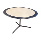 Important Design Living Room Roundtable