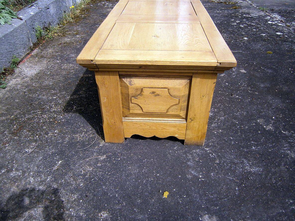 Coffre en chêne massif