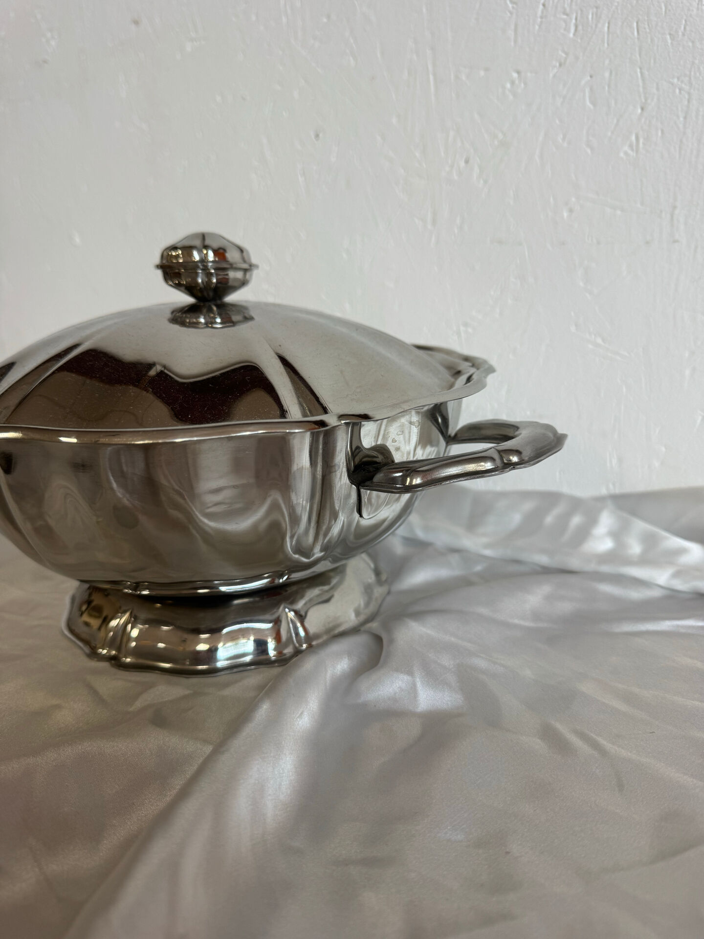 Metal soup tureen