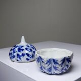 Small blue and white hand-painted vintage Chinese porcelain jewellery box.