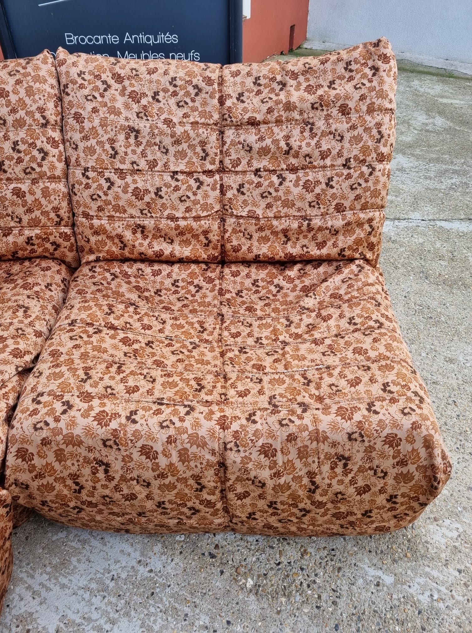 Modular sofa
