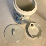 Villeroy & Boch Izmir coffee maker and creamer