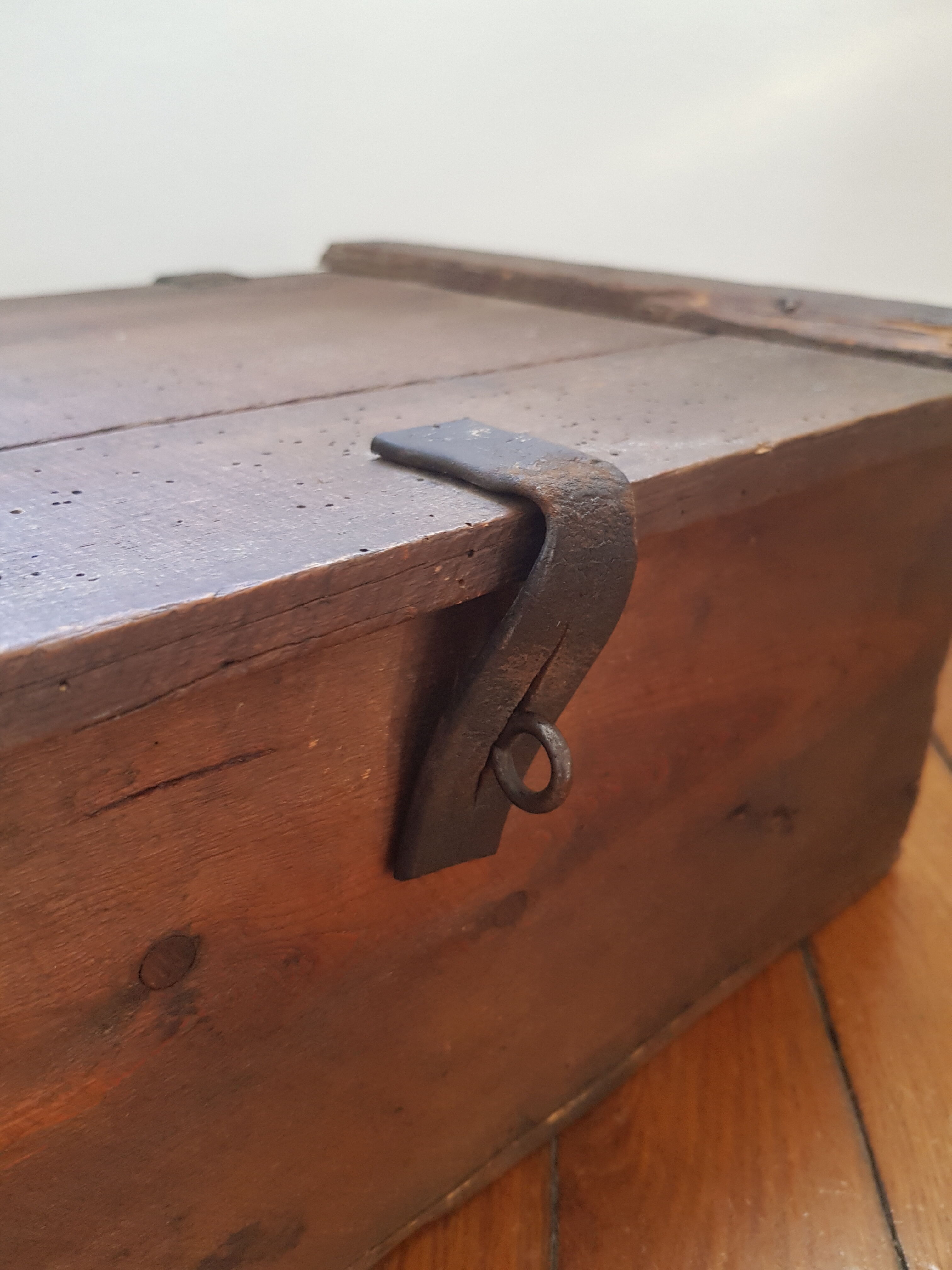 Wooden box