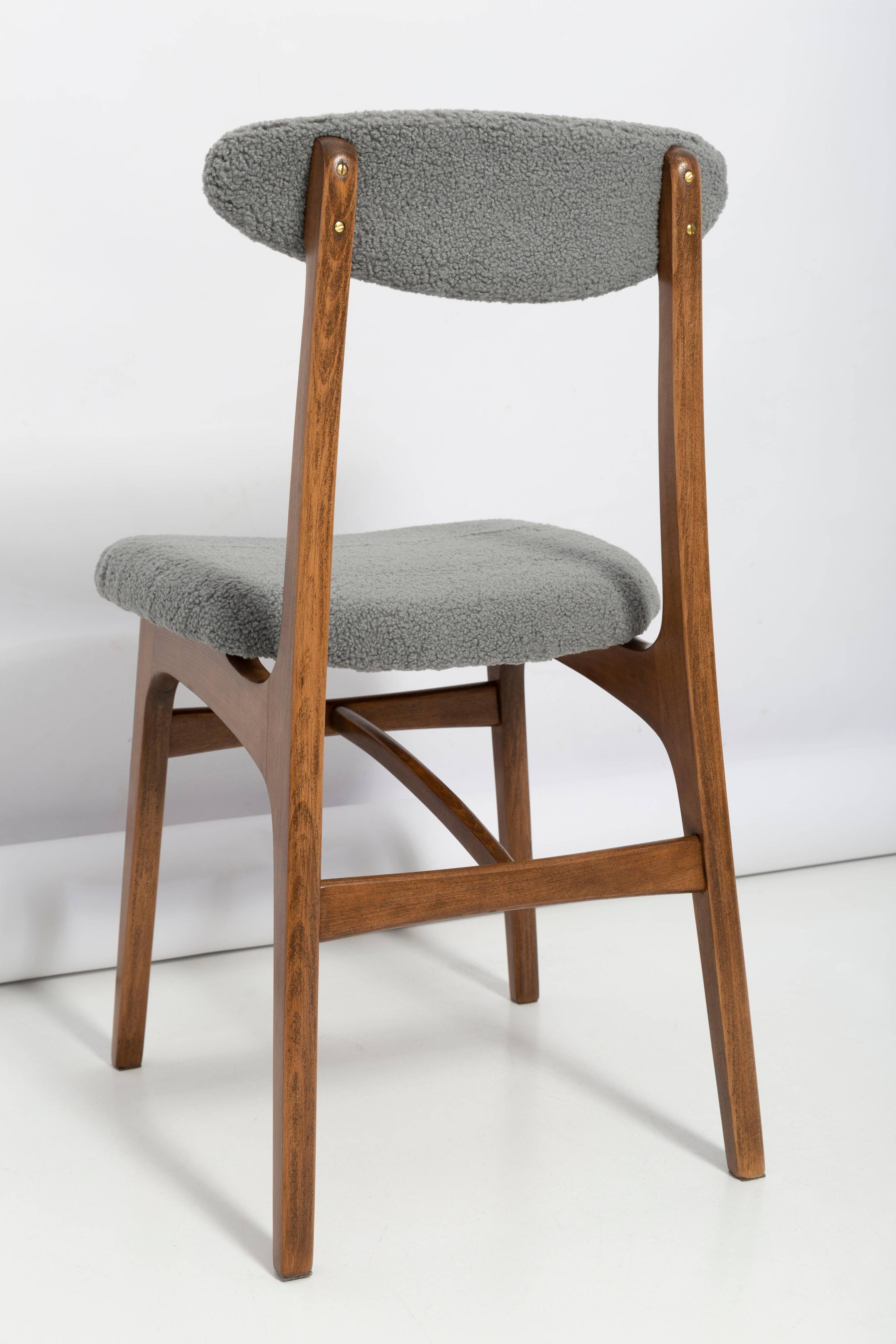 Mid-century boucle armchair in grey designed by Rajmund Hałas, Poland, 1960s.