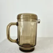 Vintage carafe with smoked glass lid '70s/'80s - Arcoroc France