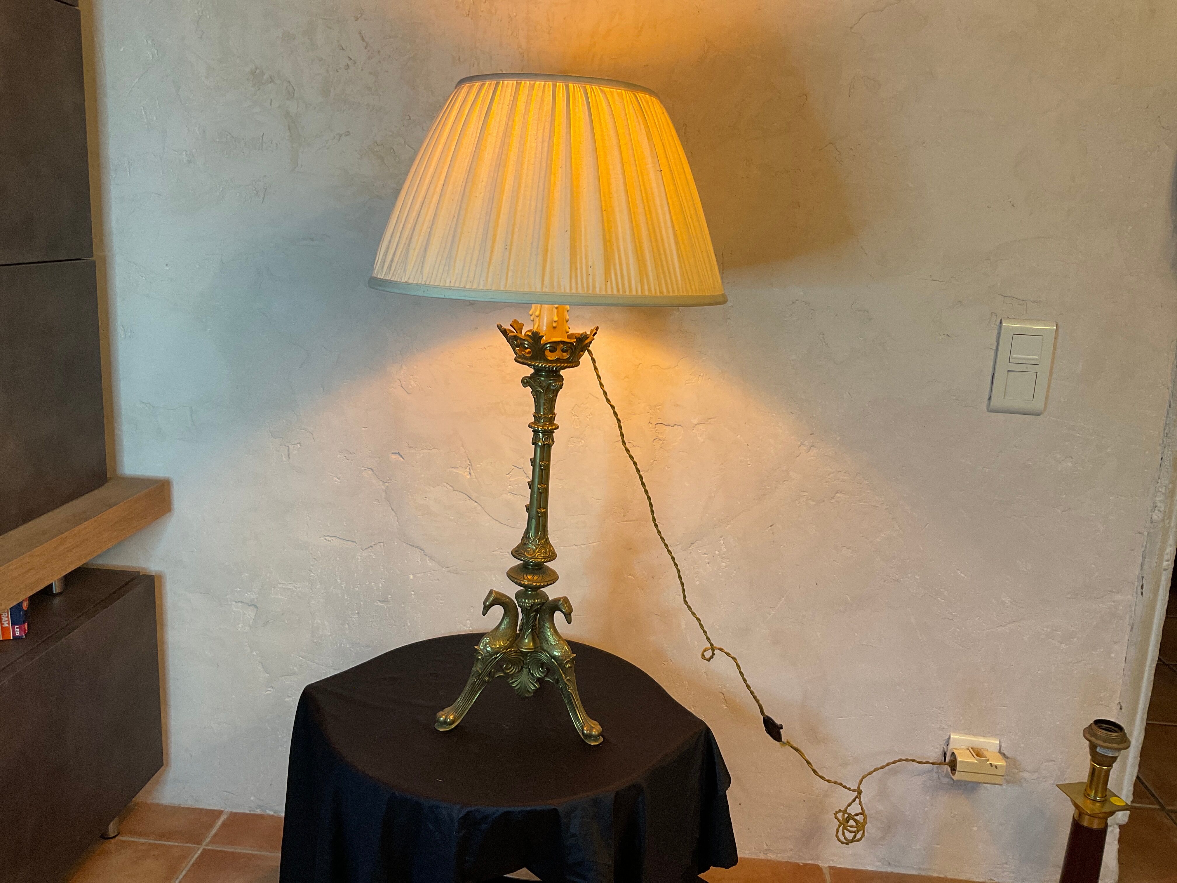 Lamp pique candle bronze tripods decoration eagle