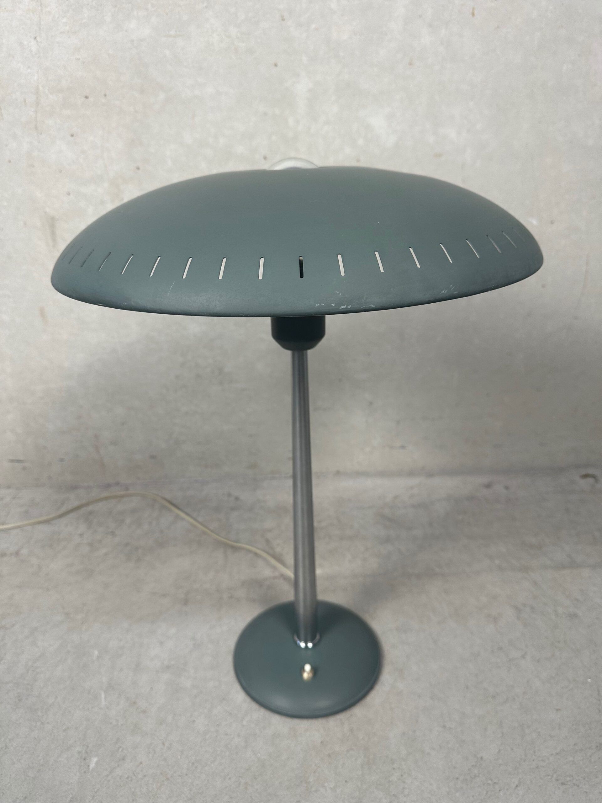 Vintage design 'Senior' table lamp – Louis Kalff