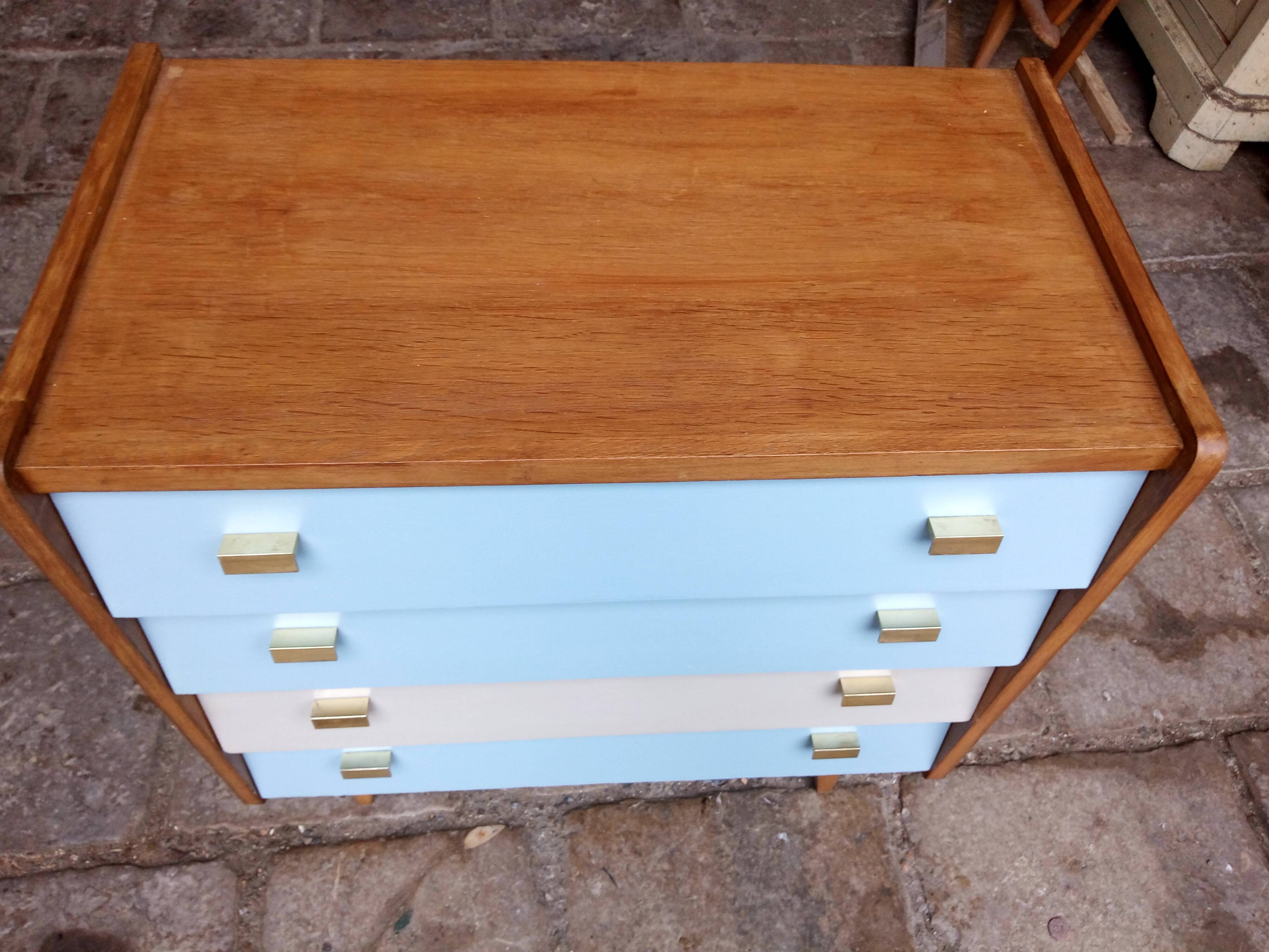 Relooked vintage dresser