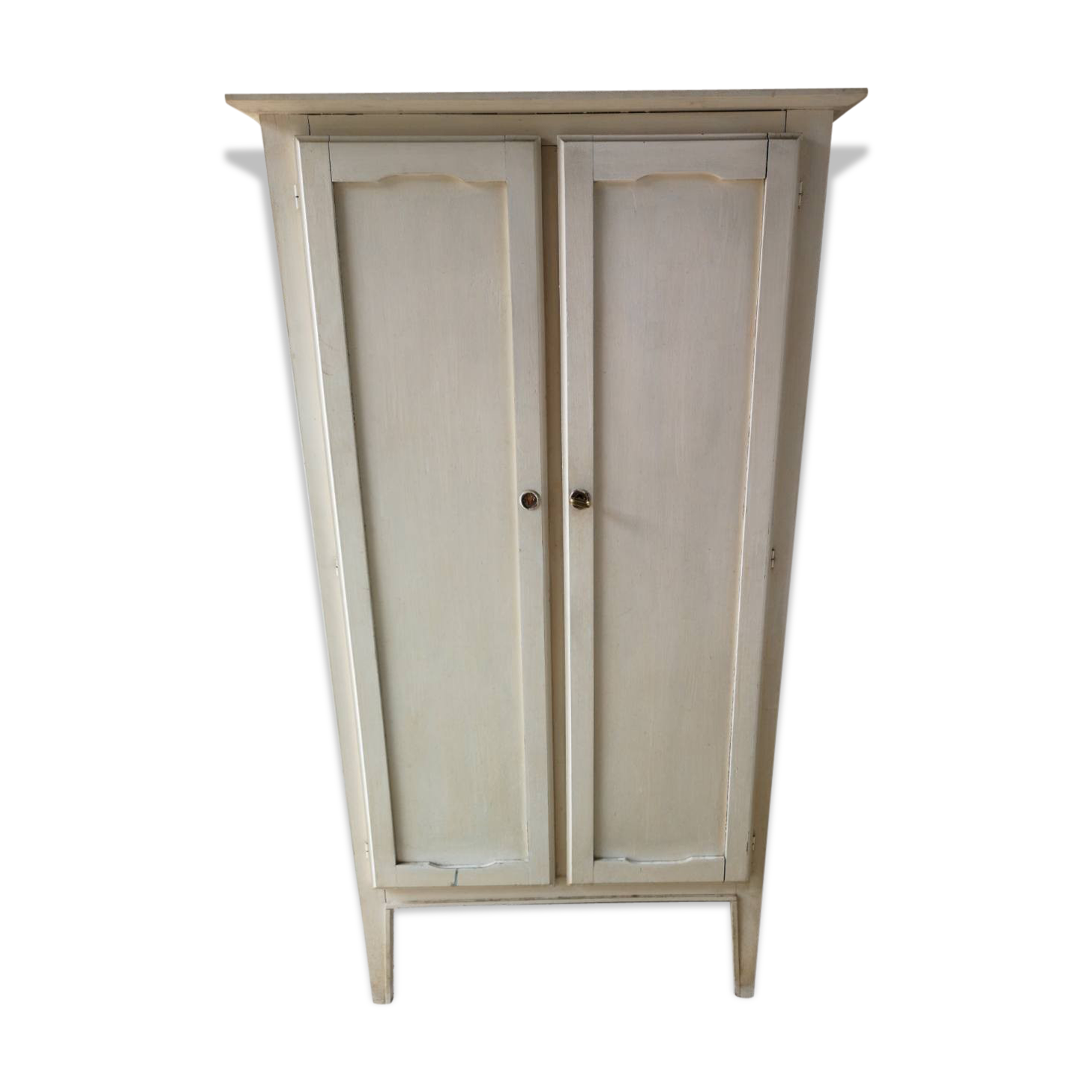 Parisian style wardrobe