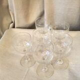 6 glasses on foot for cooked wine or port in glass with a pretty frieze
