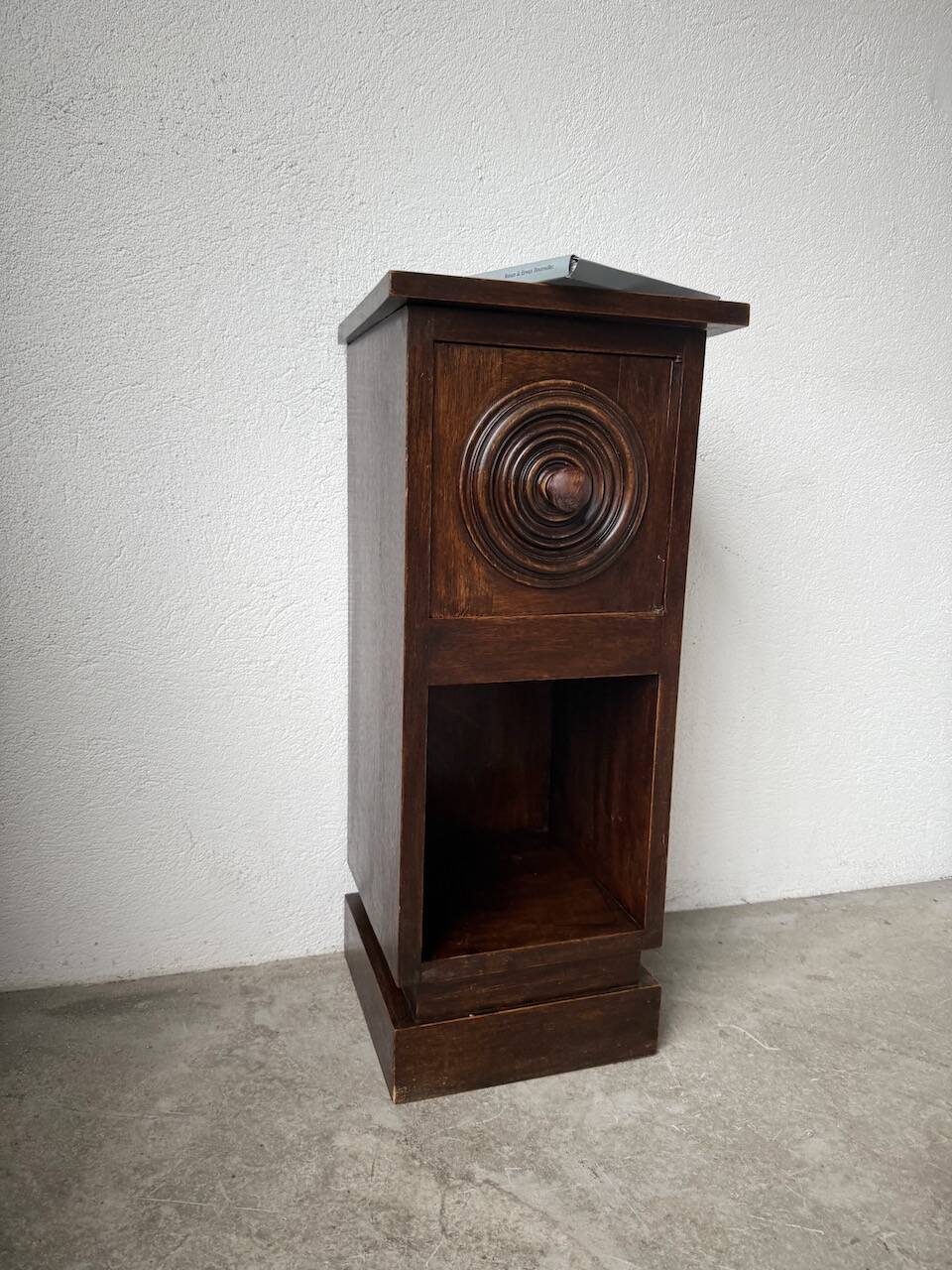 Dudouyt bedside table, oak, 1940.