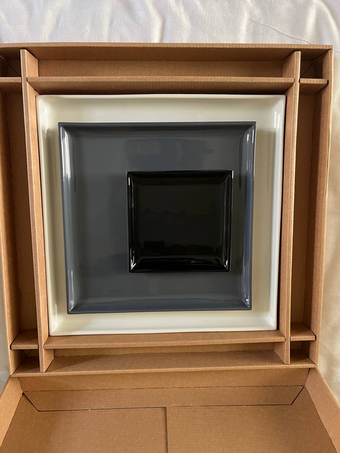 Set d’assiettes Josef Albers – édition limitée Musée d’Art Moderne de