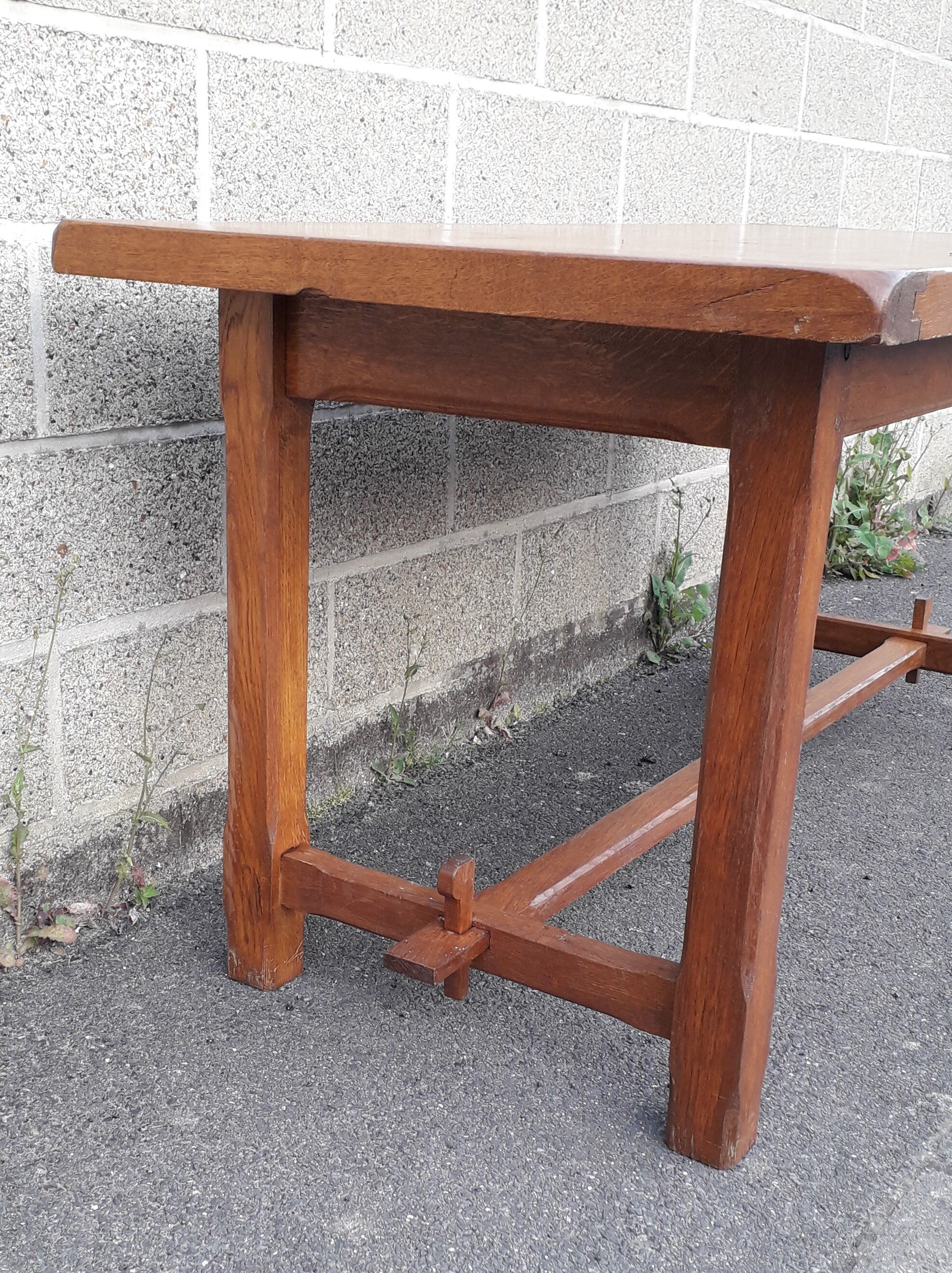 Farm table