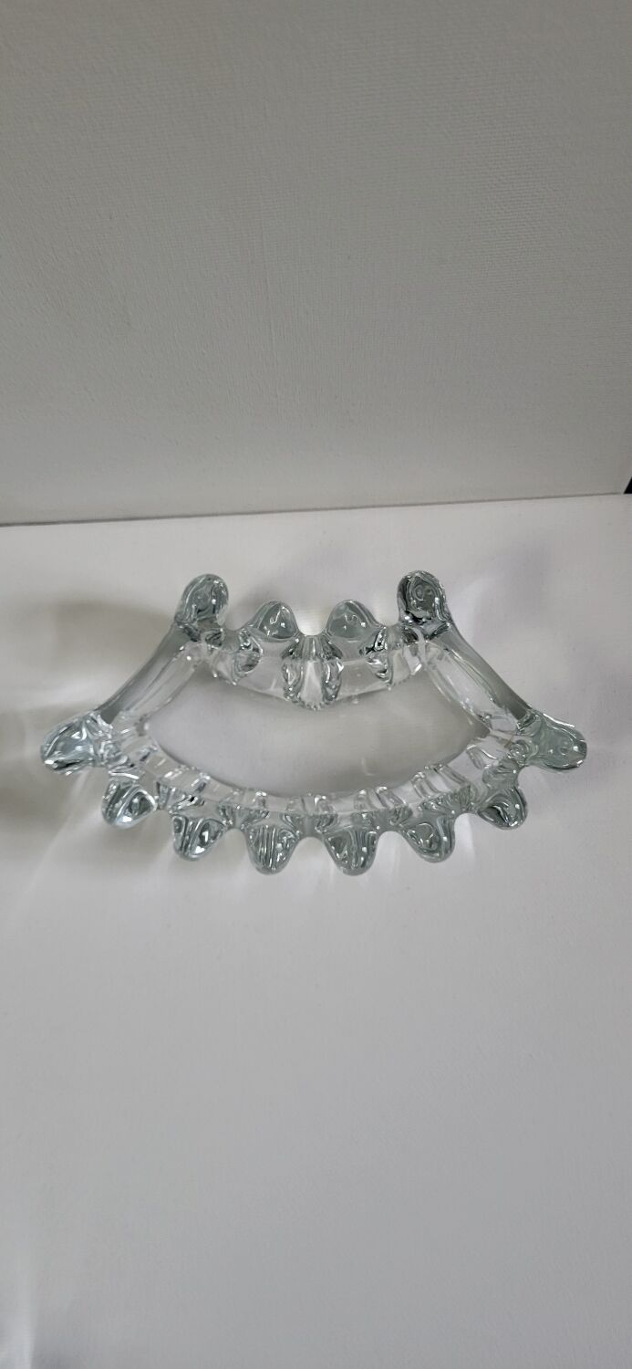 Especially crystal table from Bayeul.