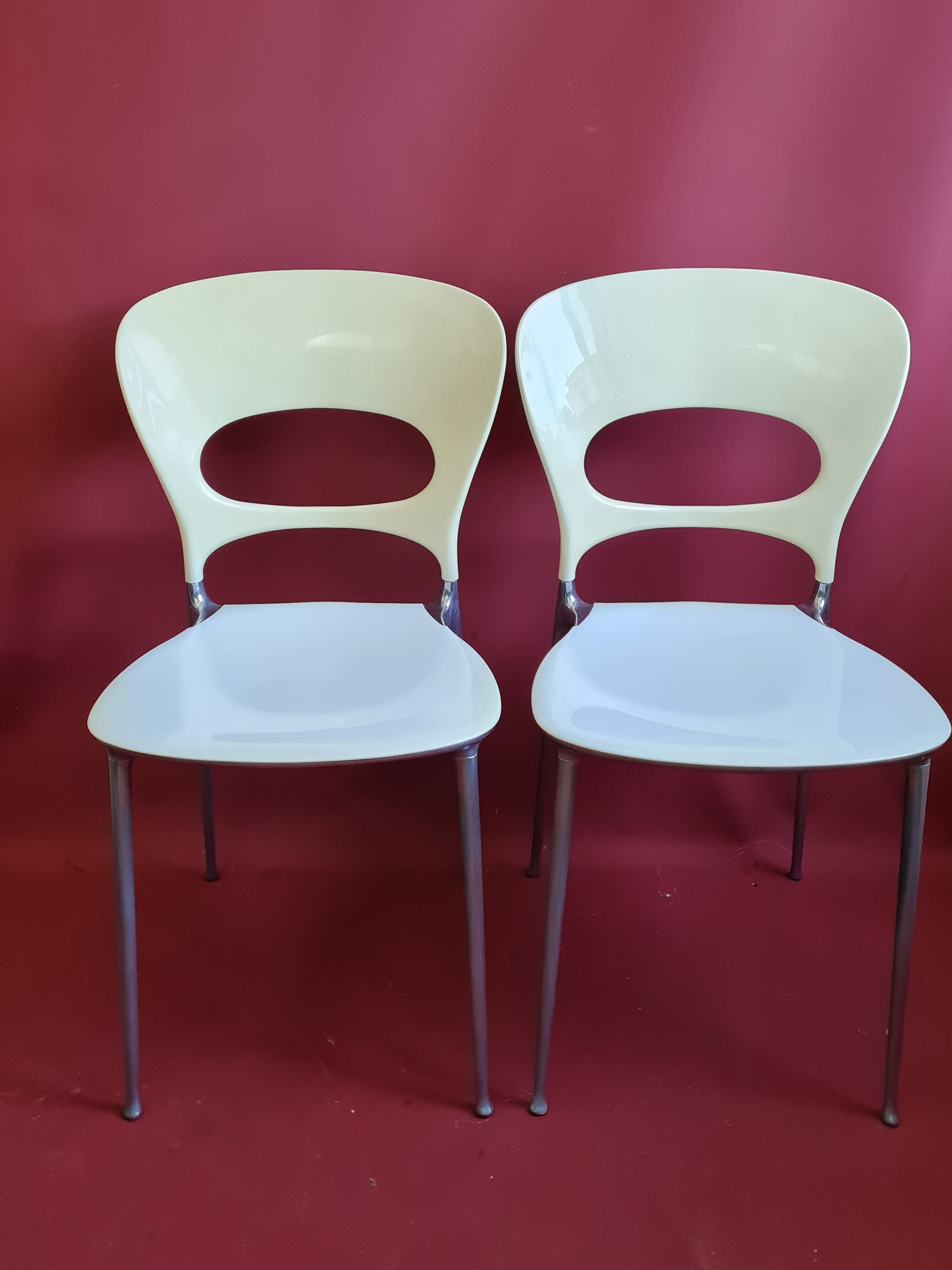 Lot de 4 chaises fonte aluminium et plastique modéle Tonia de Bontempi - Italie, estampillées