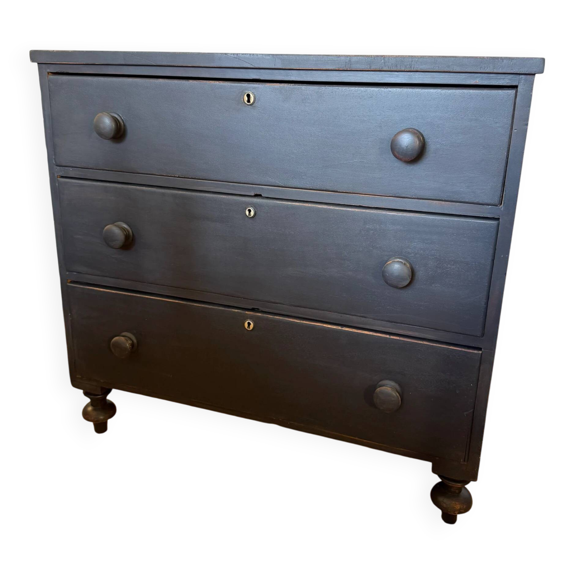 Commode anglaise en bois patiné noir