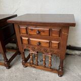 Paire de tables de chevet, d'appoint, Espagne, XXème siècle