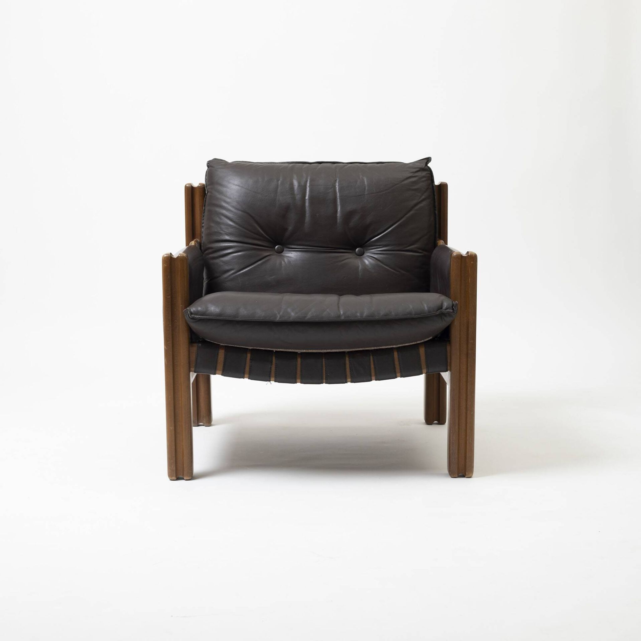 Pair of lounge chairs produced by TON in wood and brown leather, Czechoslovakia, 1990s