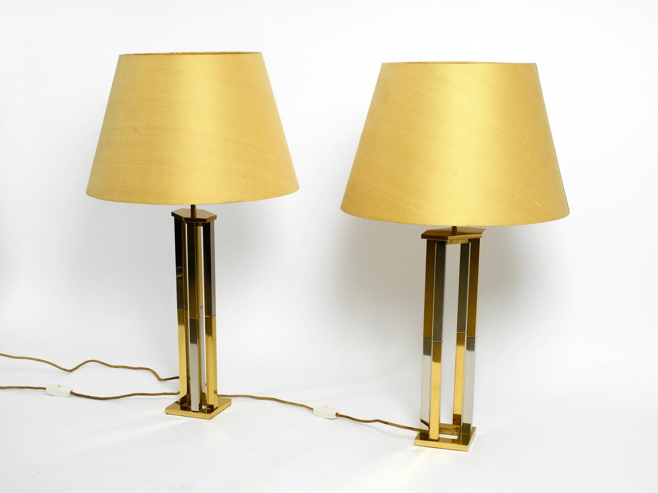 Paire de lampes de table en laiton XXL très rares des années 1970 de Vereinigte Werkstätten