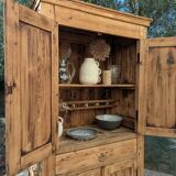 Standing man's wardrobe