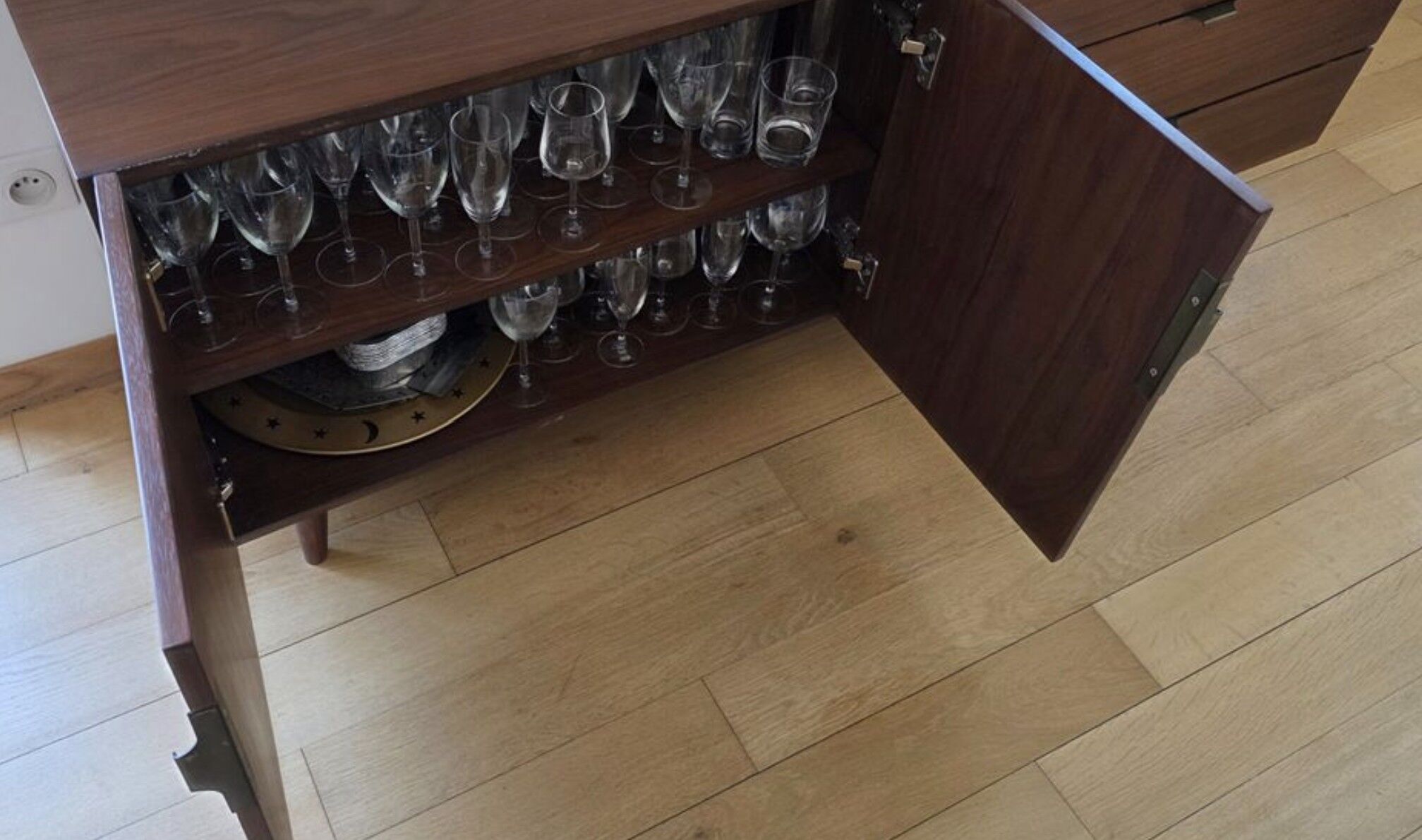 Low furniture - Sideboard