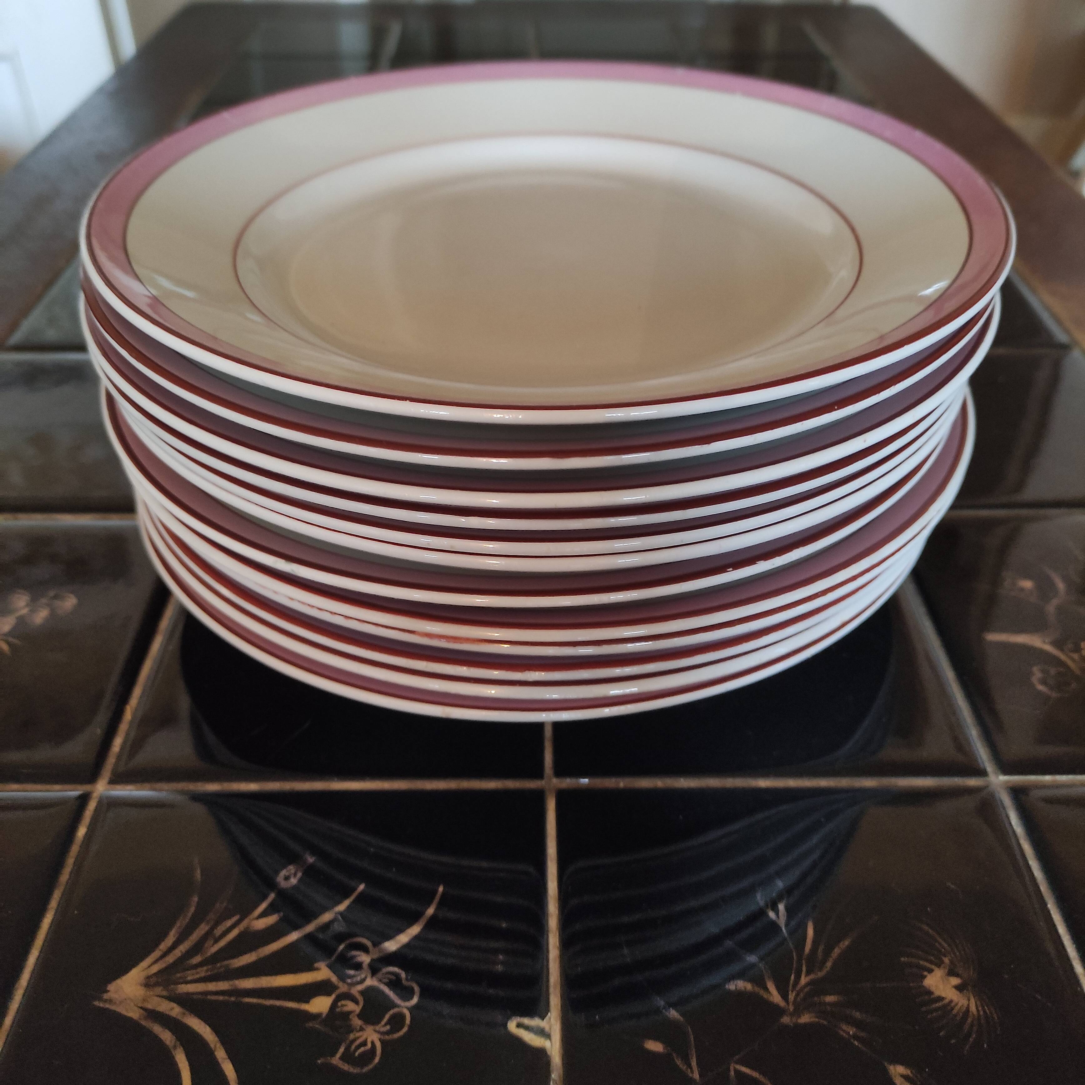 12 pink flat plates by KG Lunéville