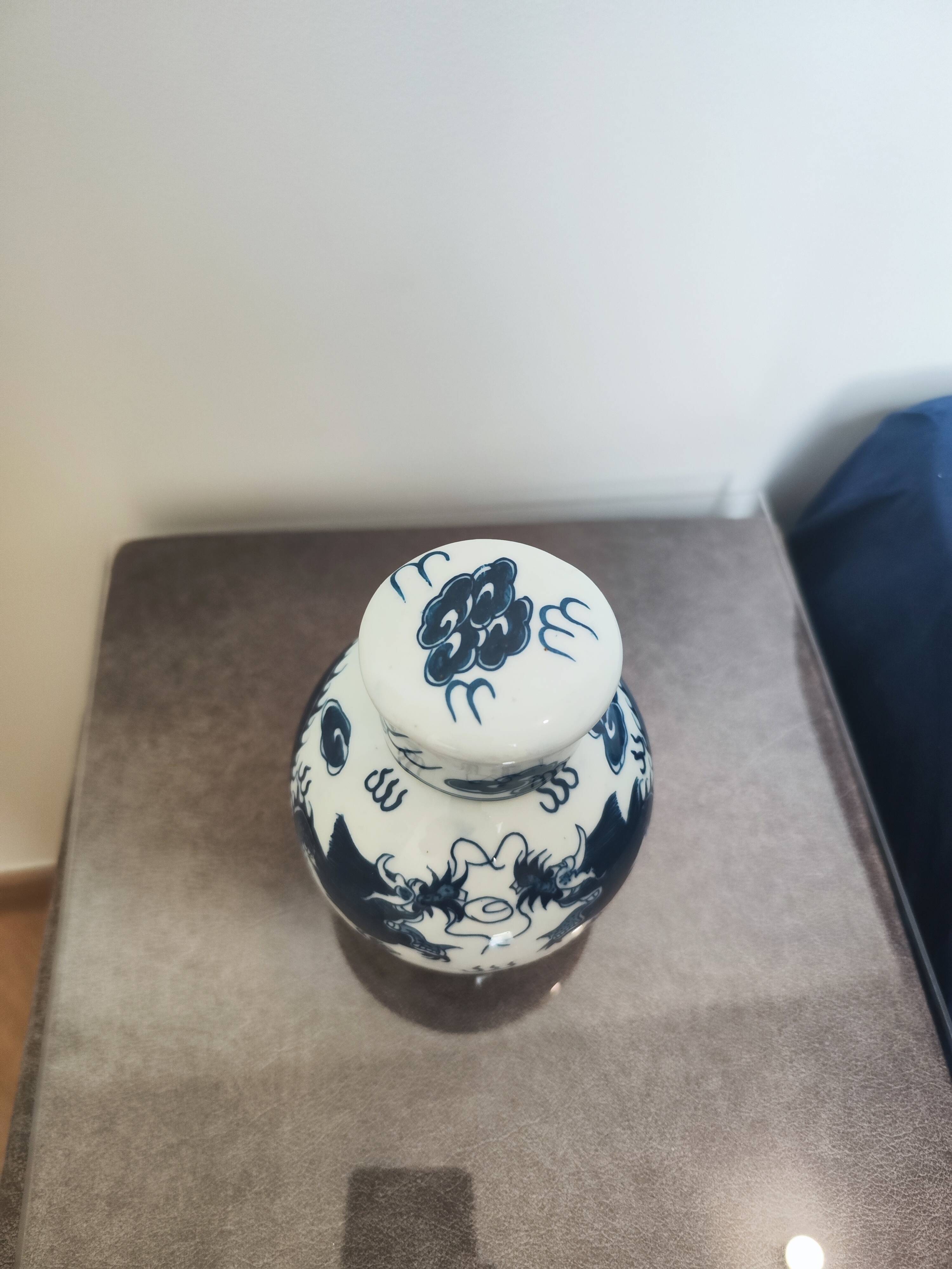 Vase chinois décor Dragon