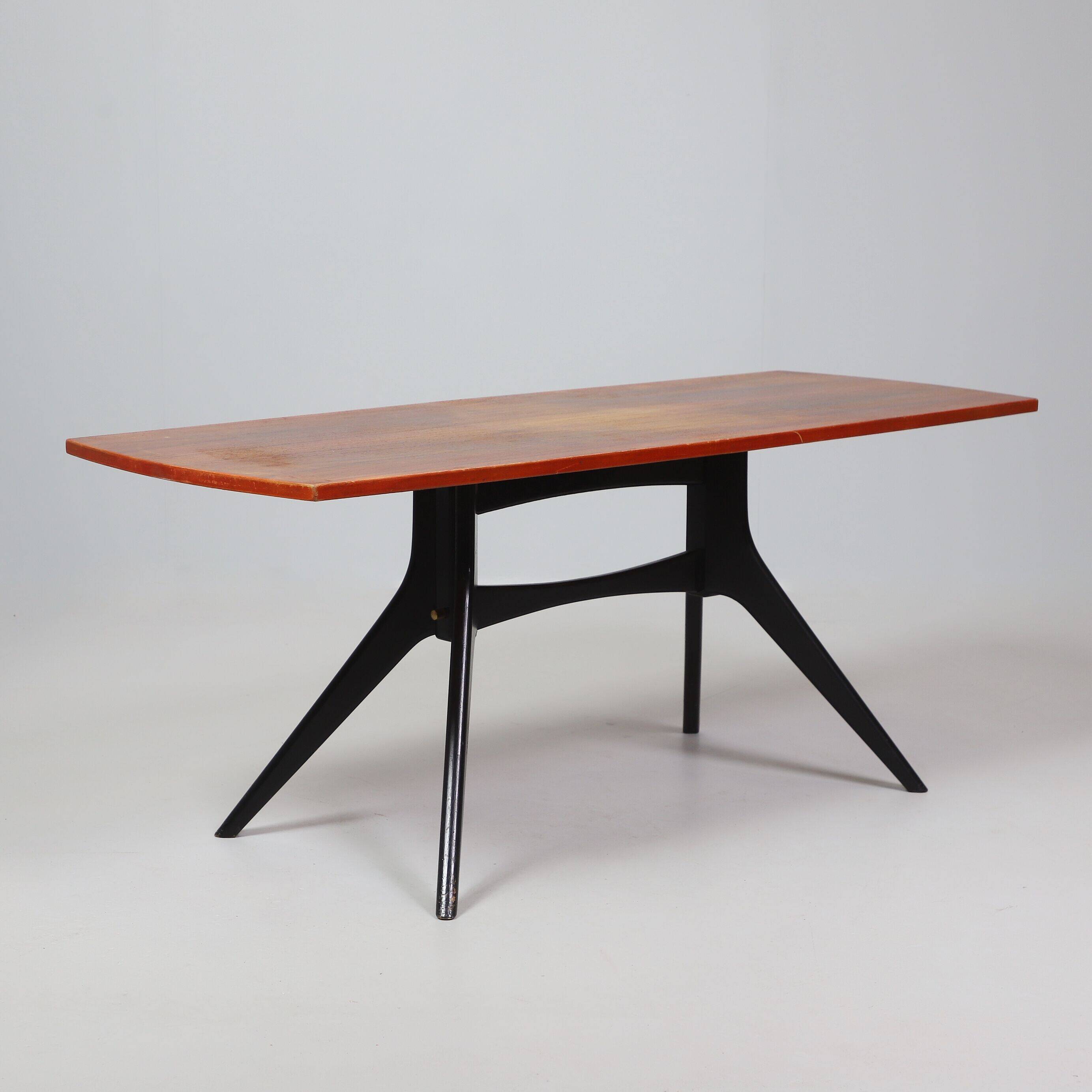 Vintage Scandinavian coffee table in teak with black legs - 1960s