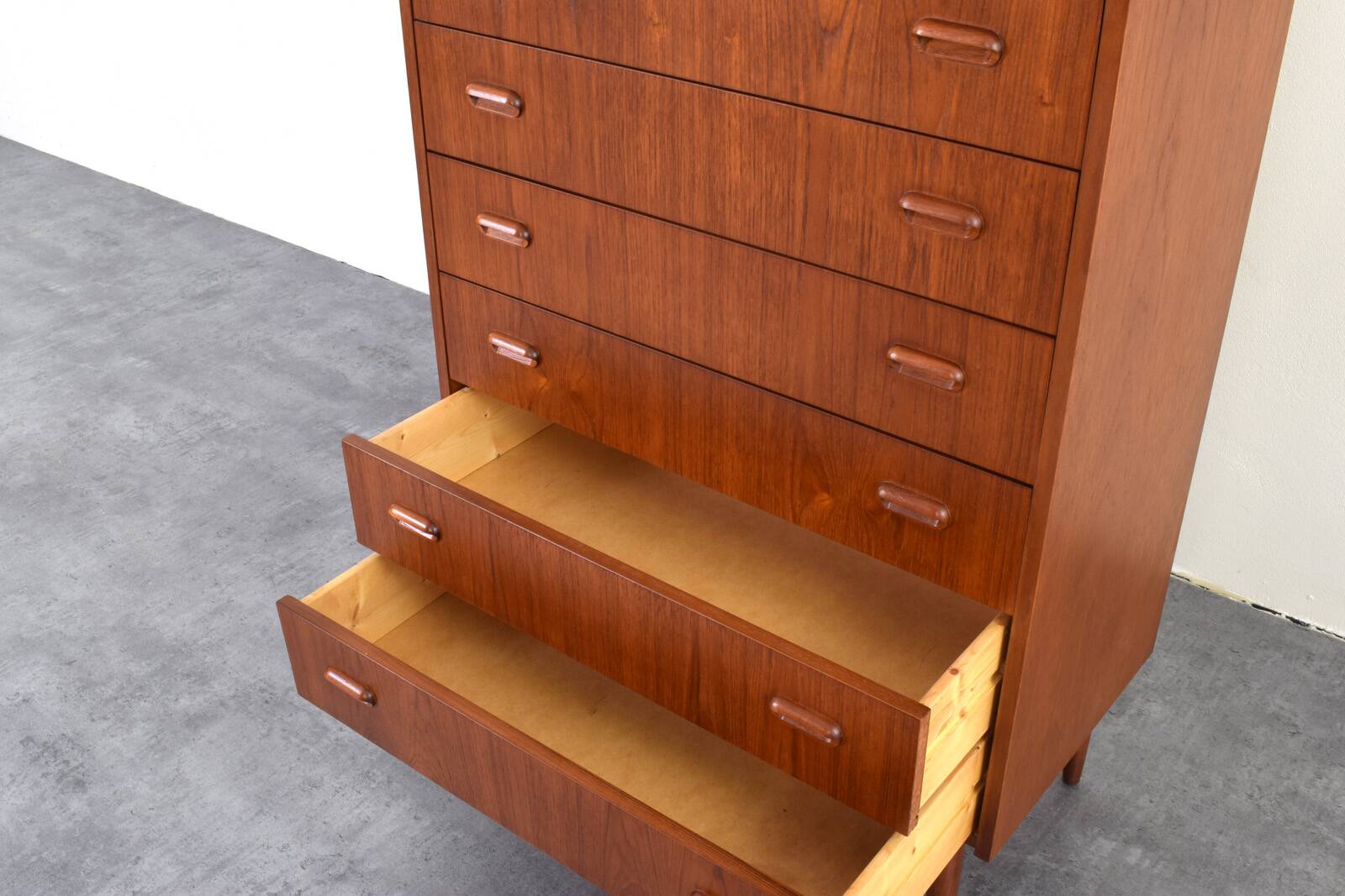 Mid-Century Danish Teak Chest of Drawers, 1960s.