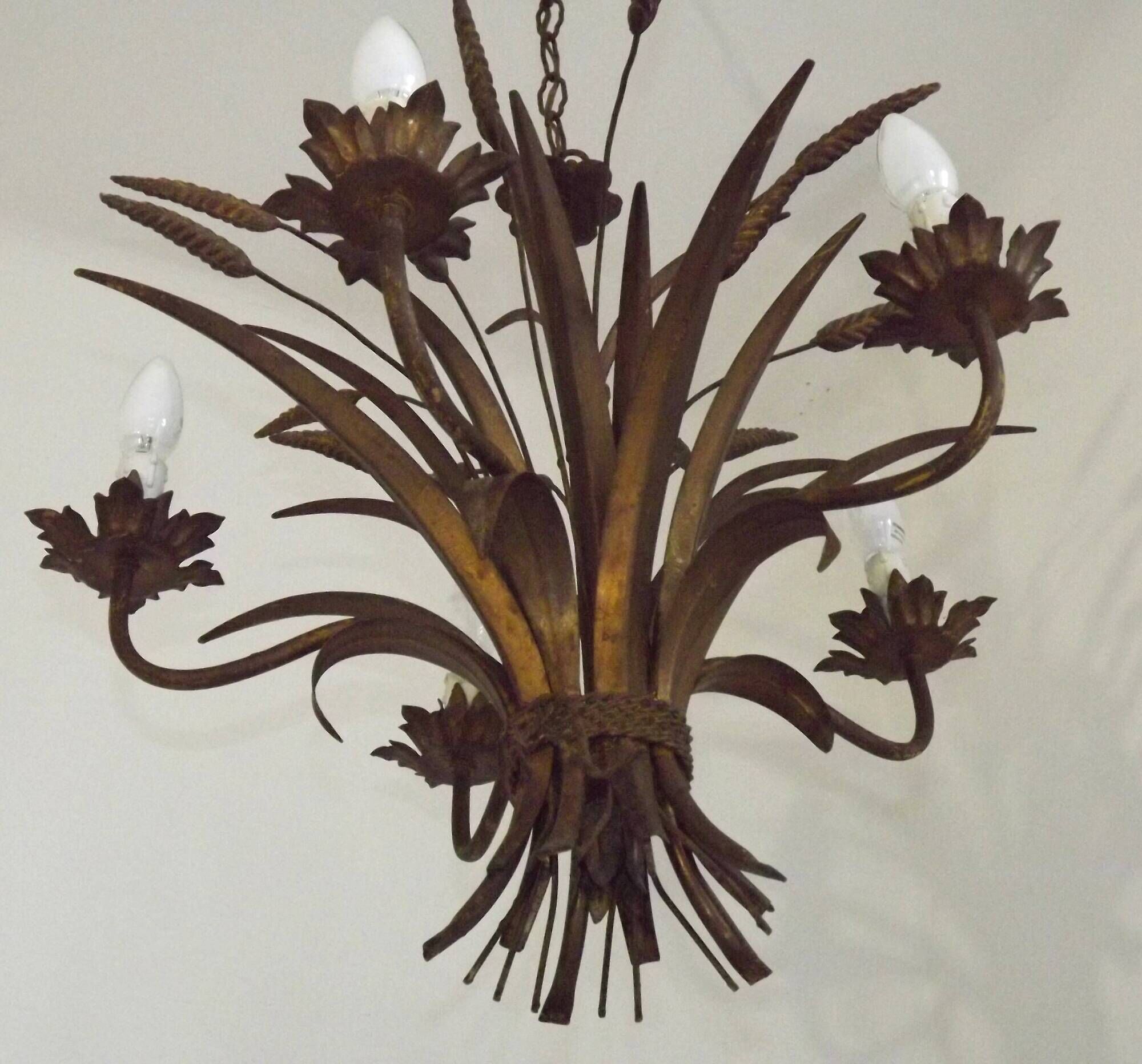 Vintage Hollywood Regency Wheat Sheaf Gold Gilt Metal 5 Light Chandelier