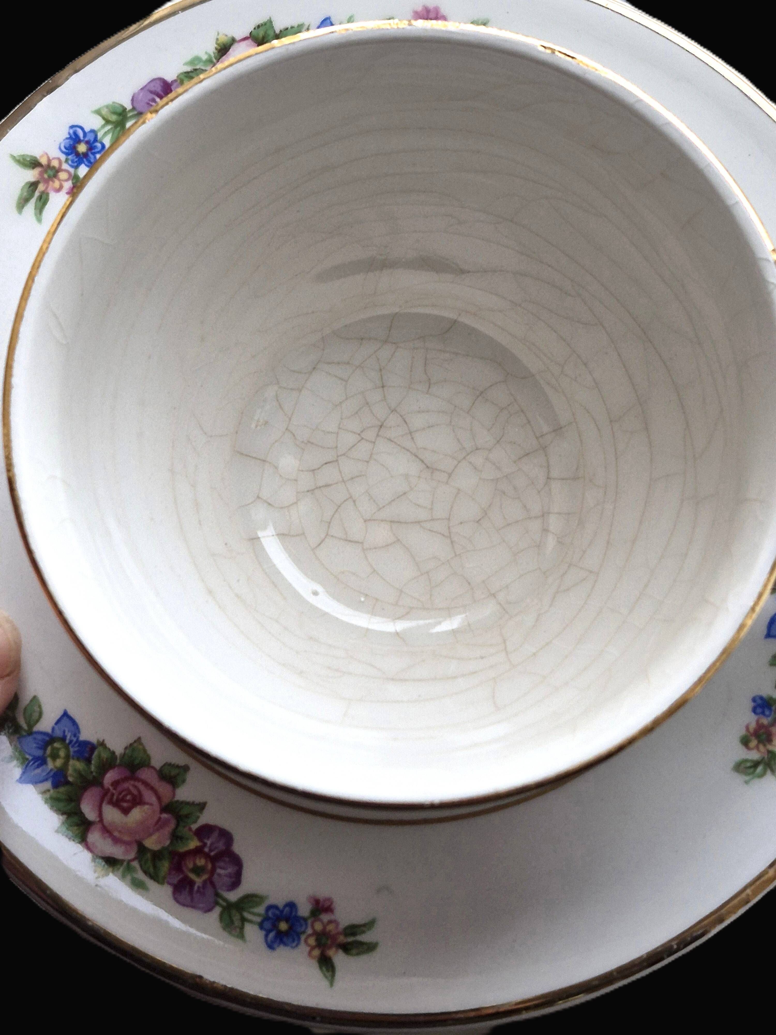 Set of 10 vintage cups and saucers "Angola" – Moulin des Loups
