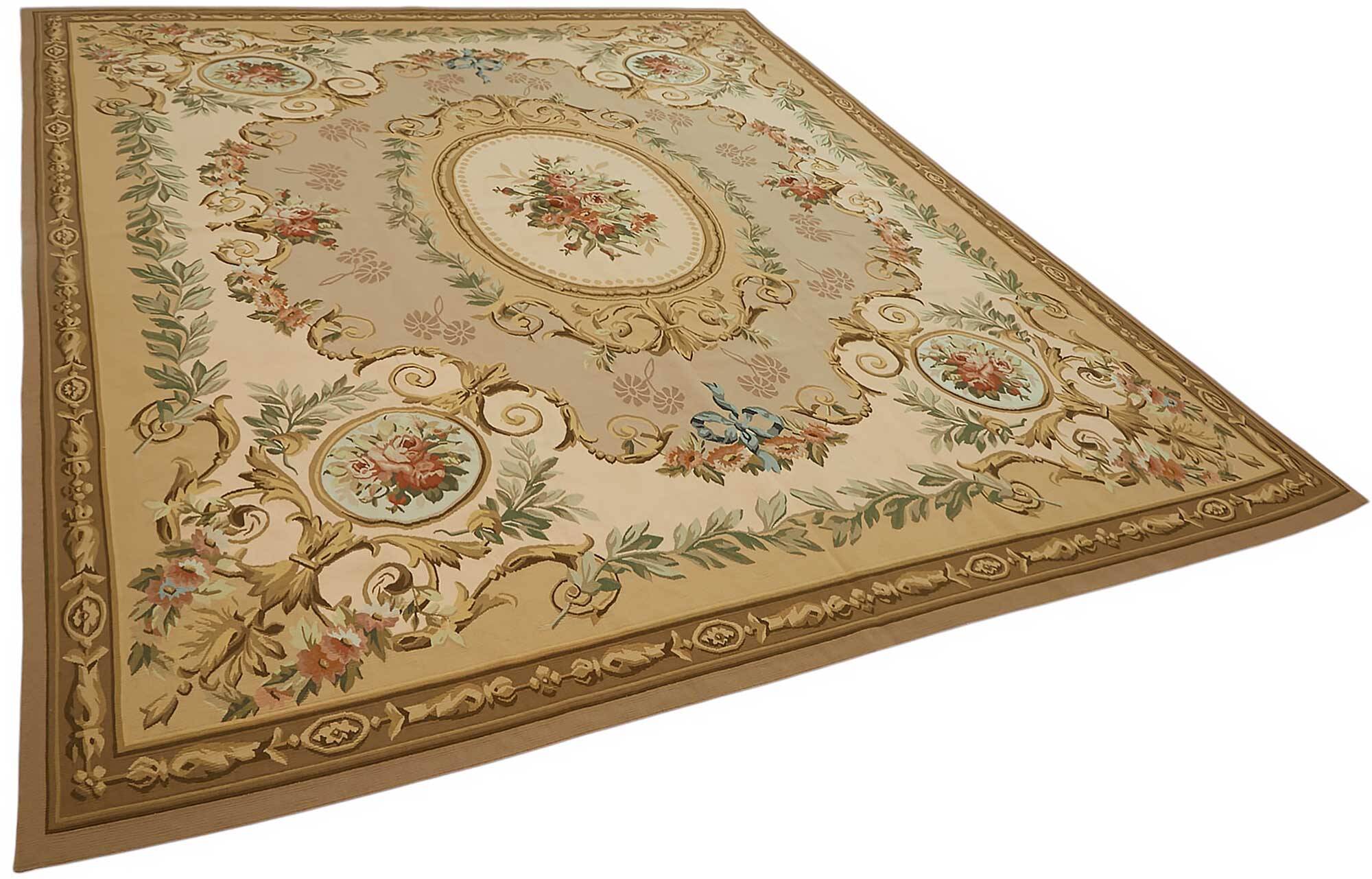 Handmade European Vintage Aubusson Kilim 263 cm x 334 cm