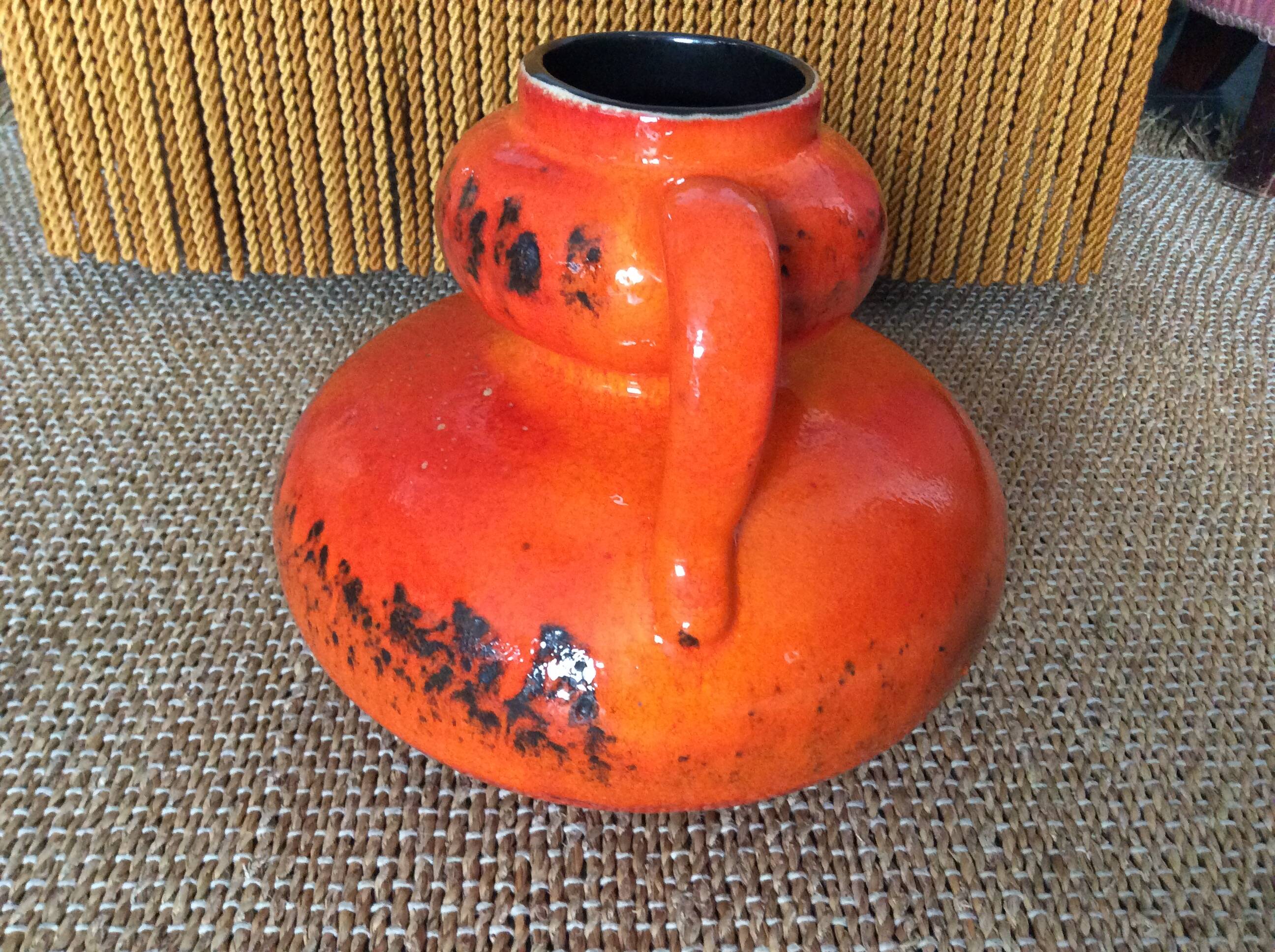 Vase  en céramique orange
