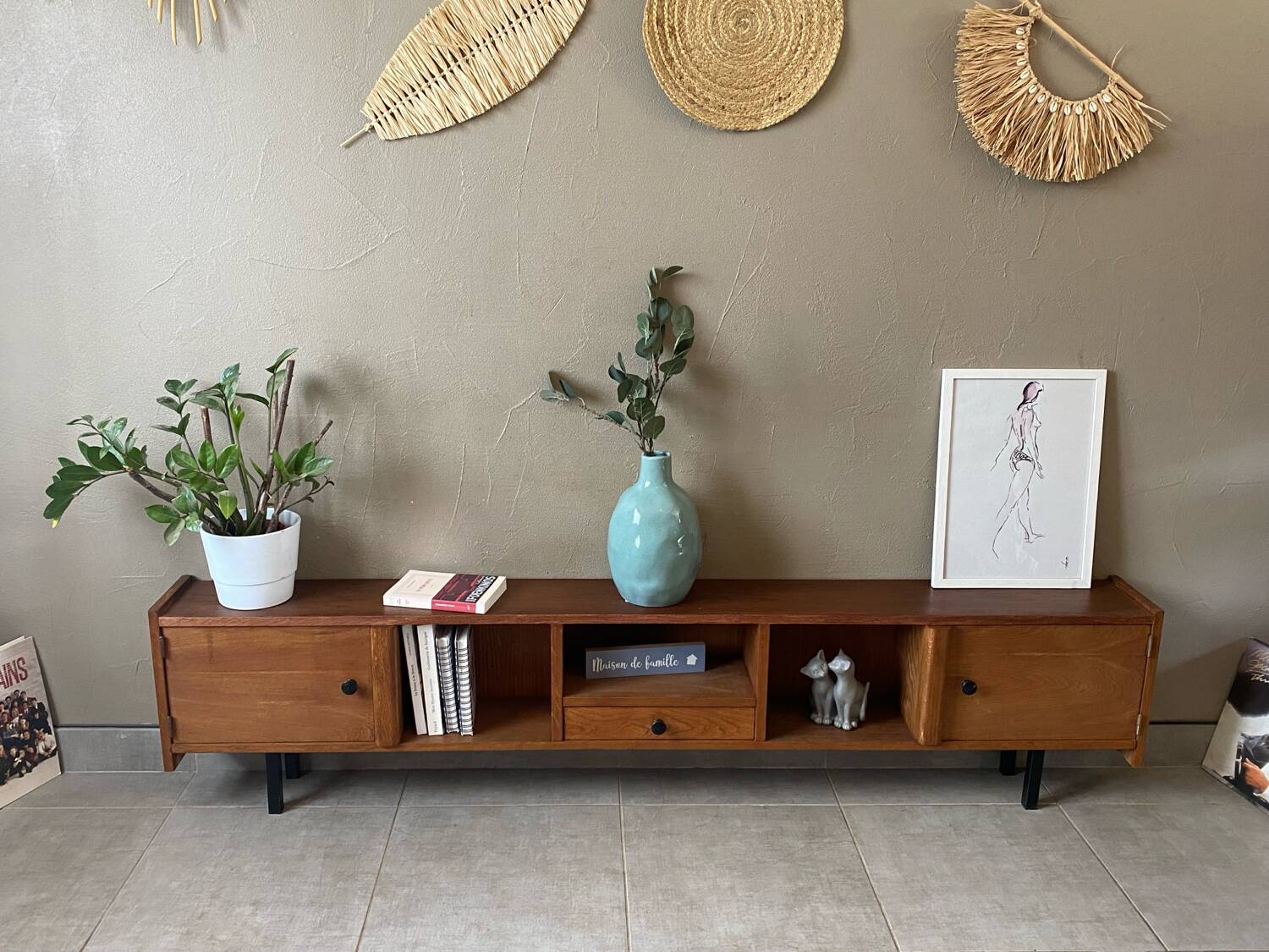 Low vintage sideboard (shallow)