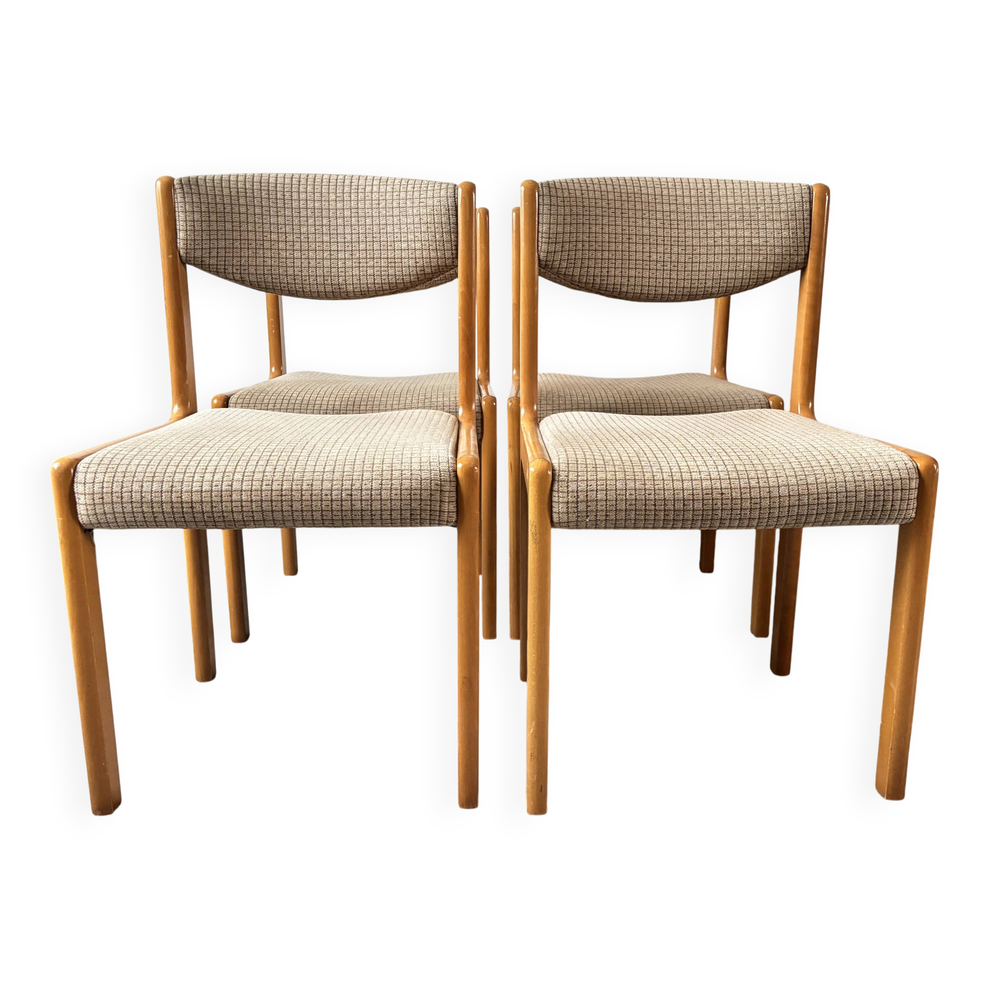 Set of 4 Scandinavian Baumann chairs in solid elm – 1970s