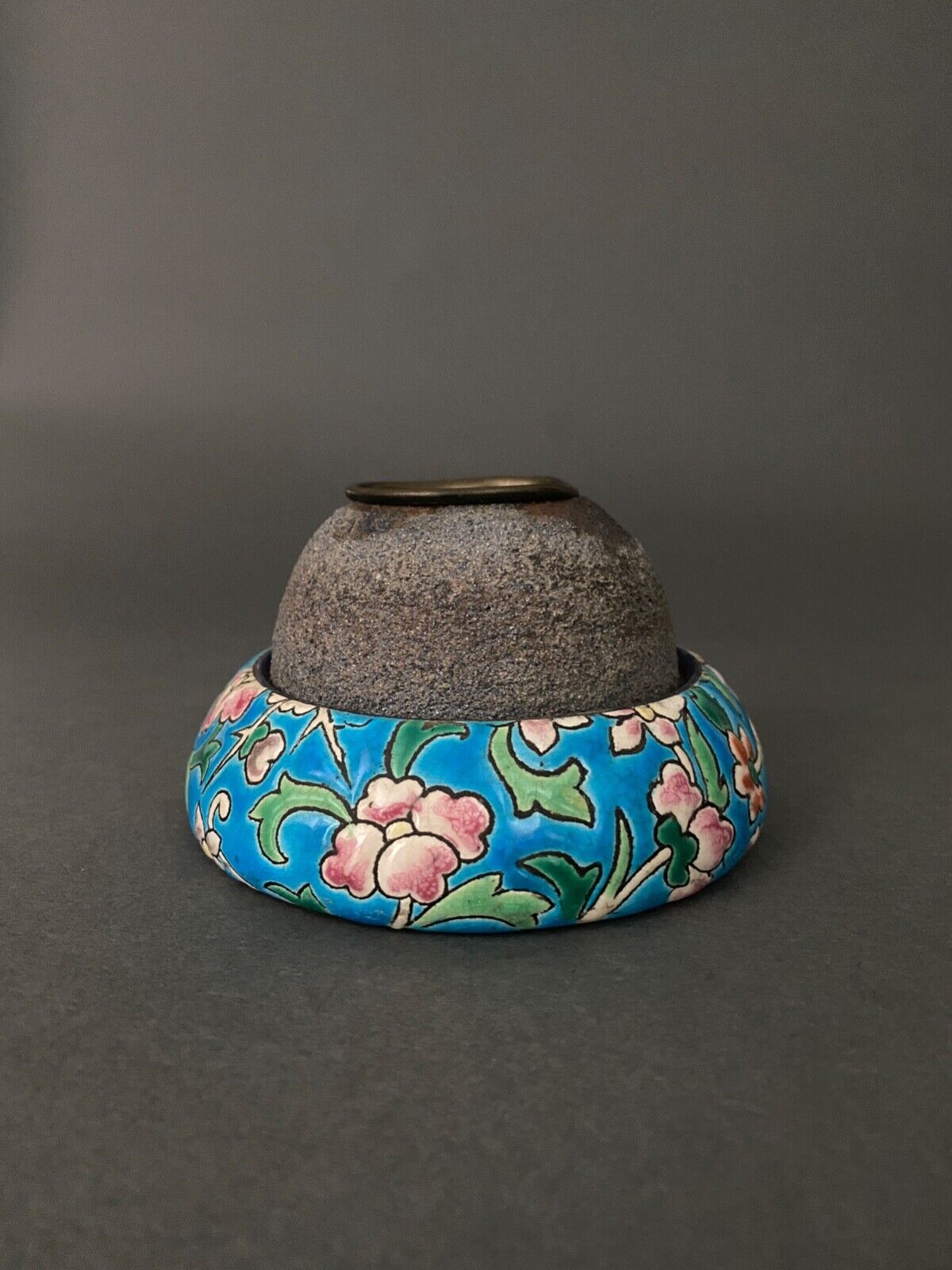 Pyrogen in Longwy XXth enamels with scraper