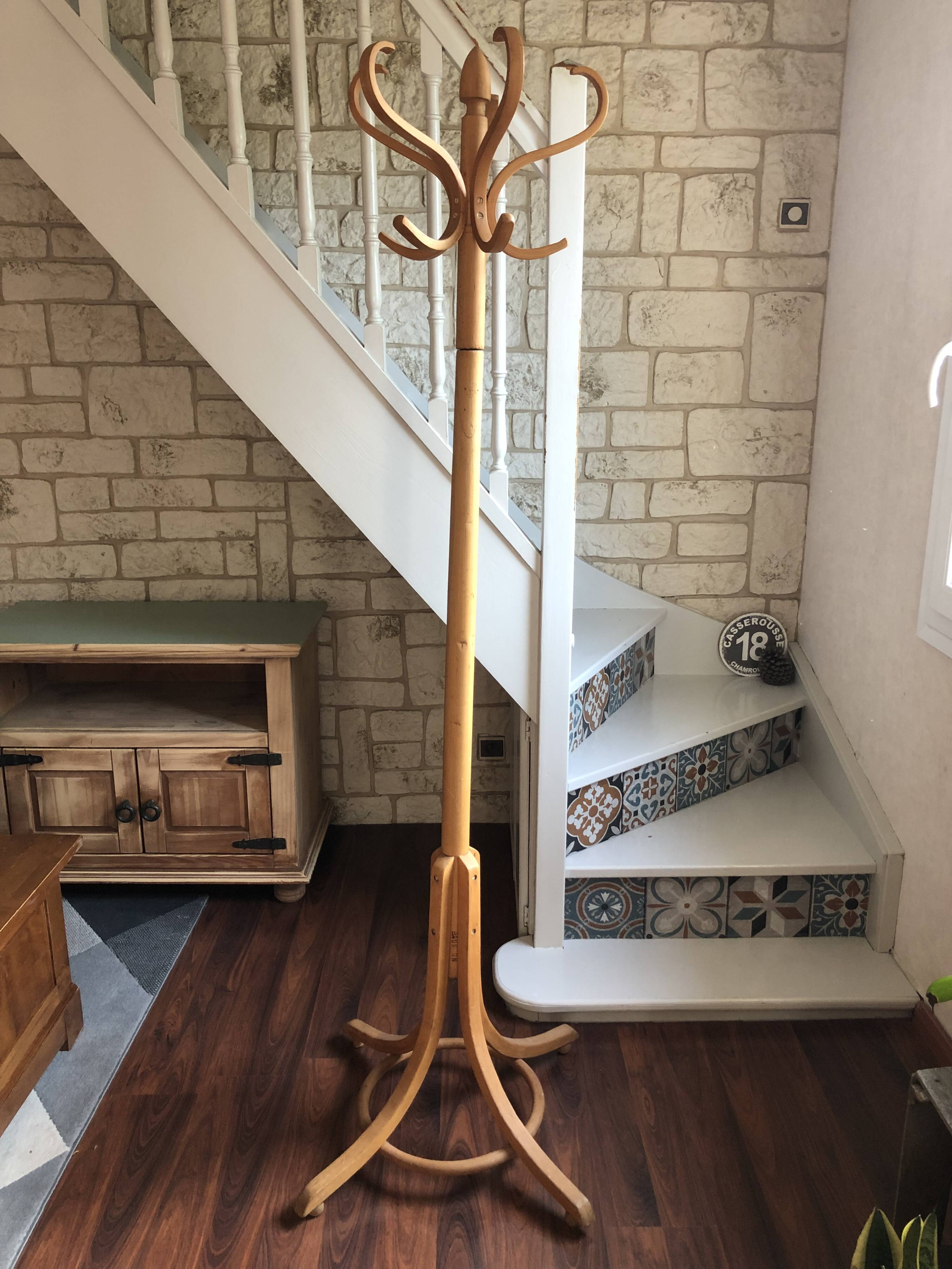 Baumann beech coat rack parrot