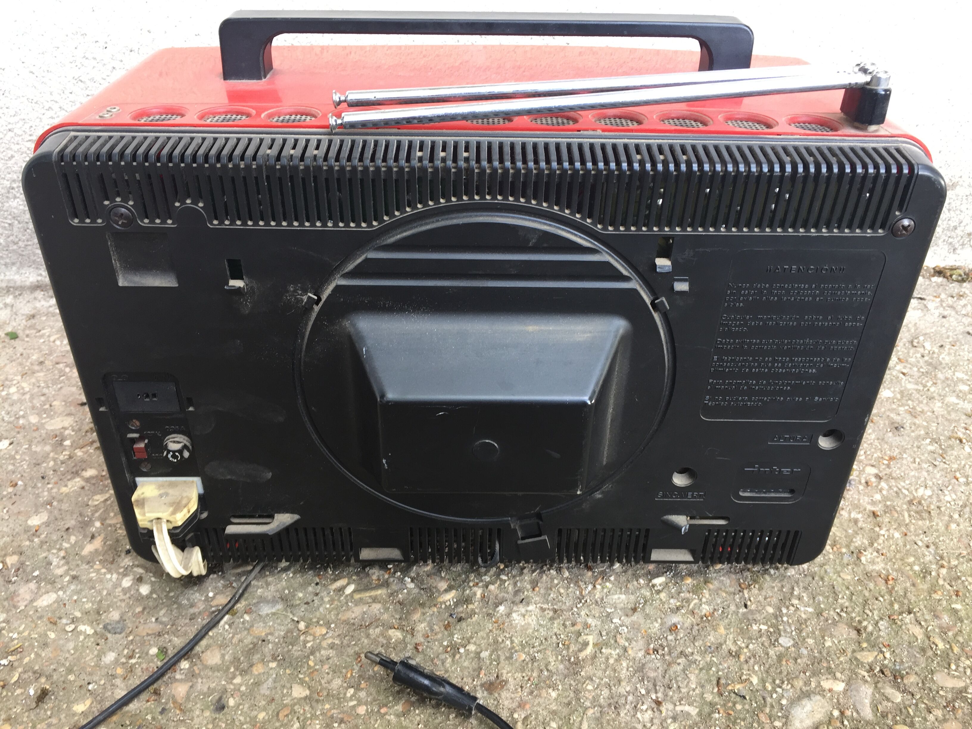 Old portable TELEVISION INTER Red