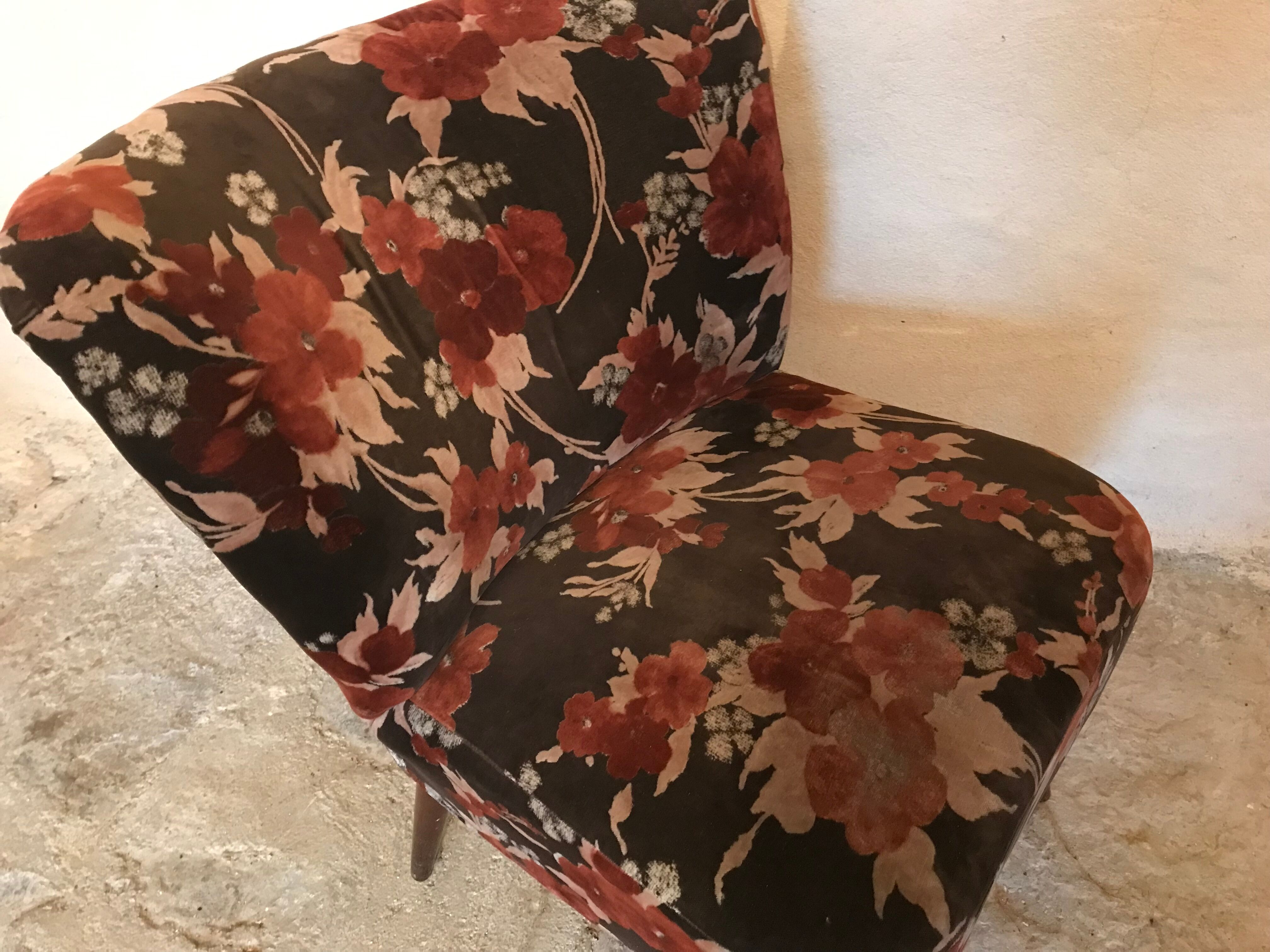 Vintage cocktail armchair 1960 feet compass and fabric flowers