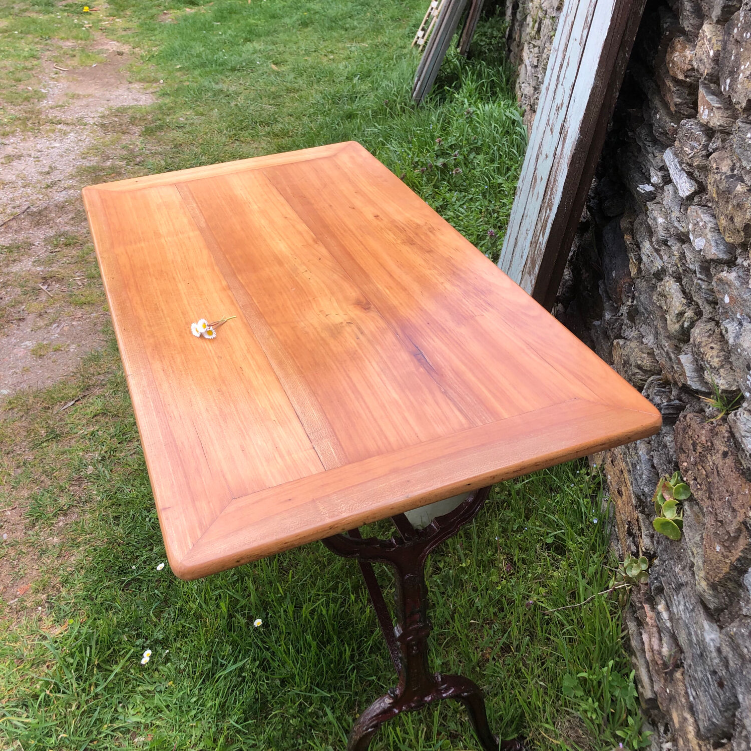 Table bistro merisier