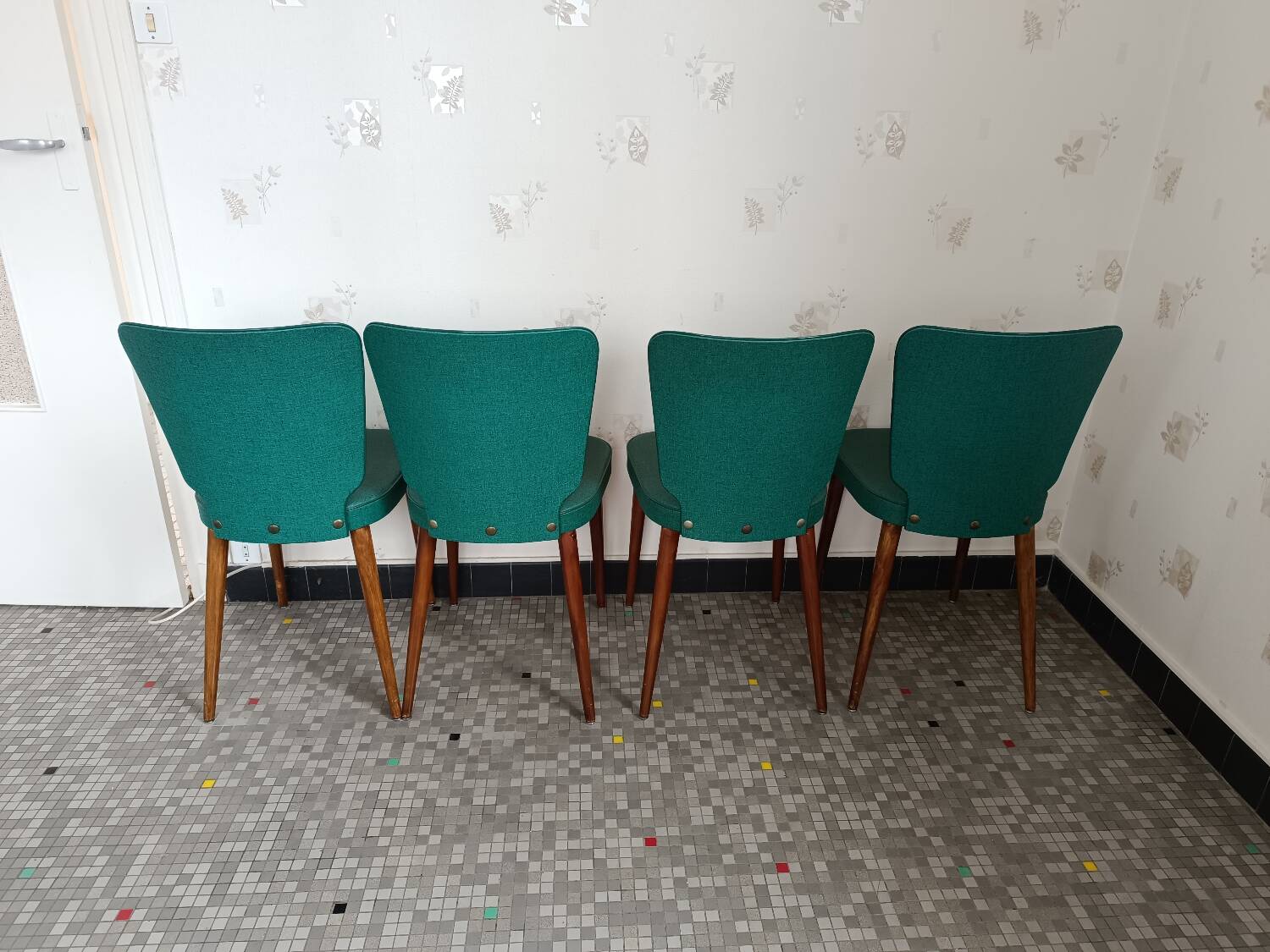 Lot de 4 chaises vintage scandinave verte et bois