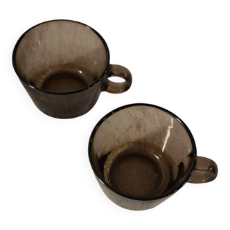Duo de tasses années 70 en verre brun