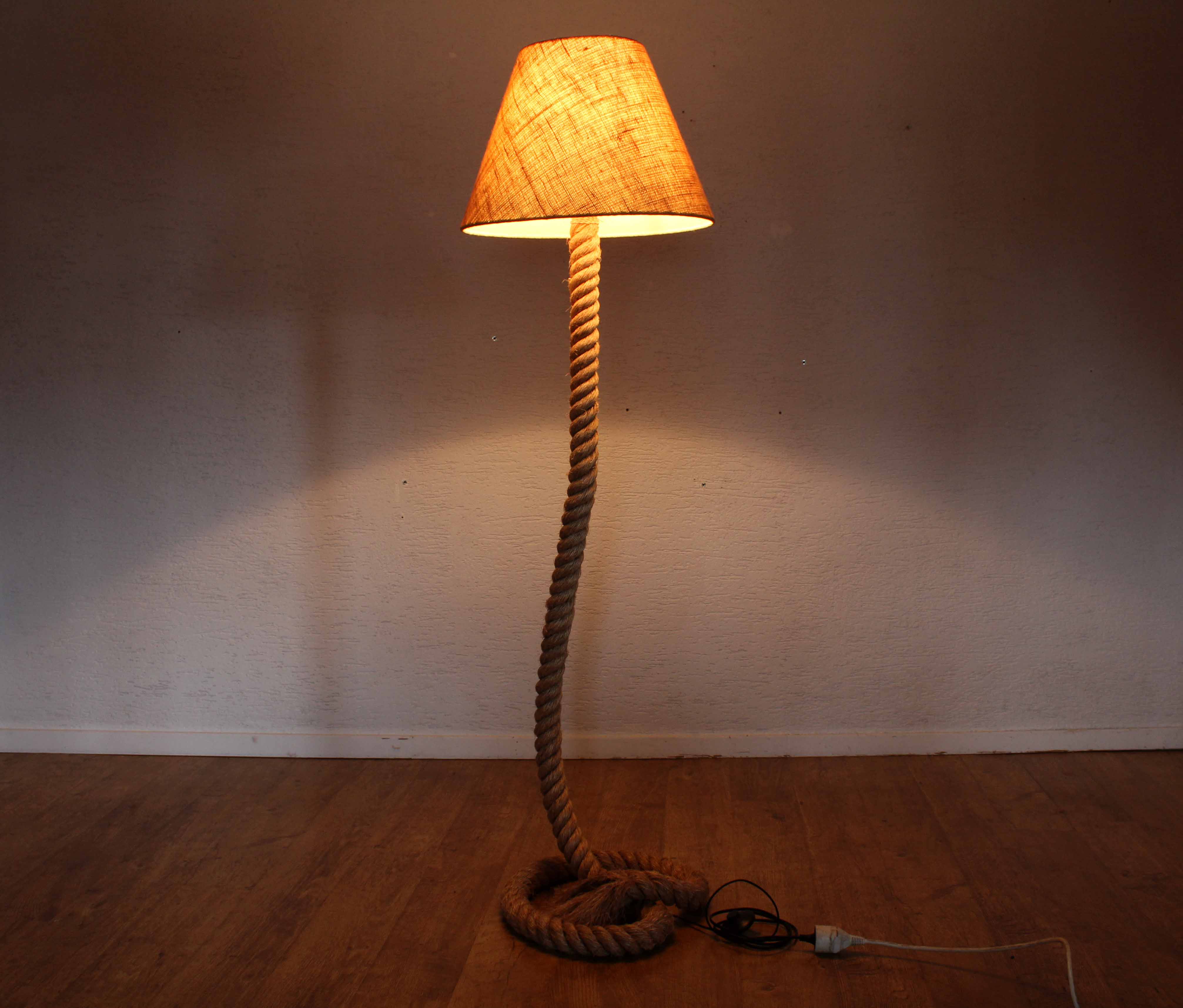 Rope lamp