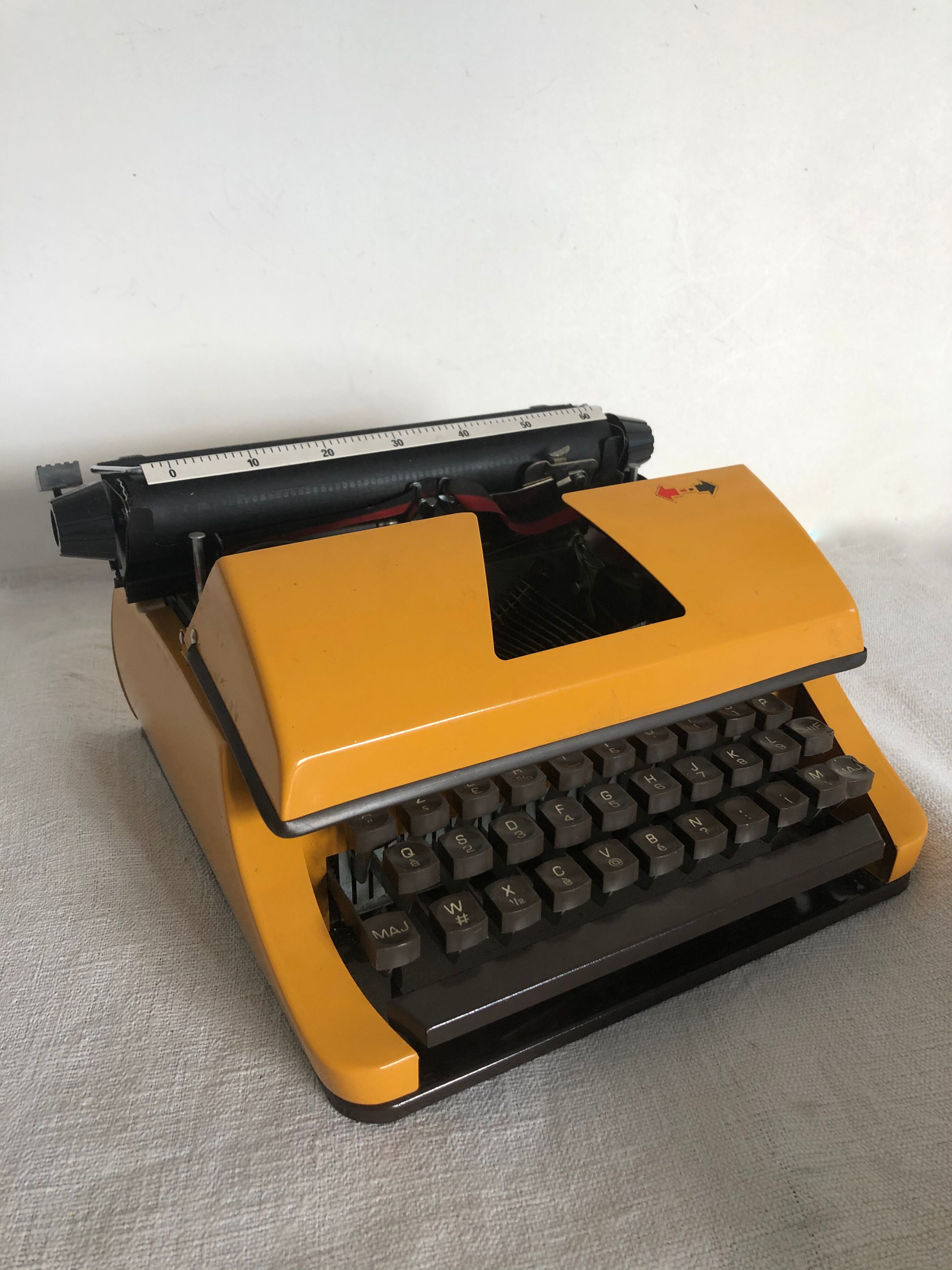 Lilliput typewriter, 1970s toy