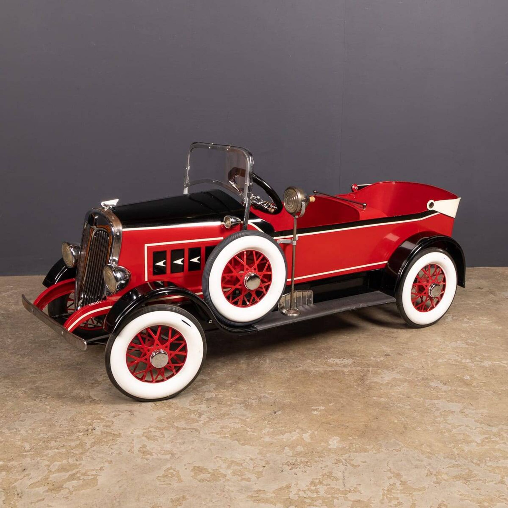 Vintage 20thC Rare American Packard Two Seat Pedal Car