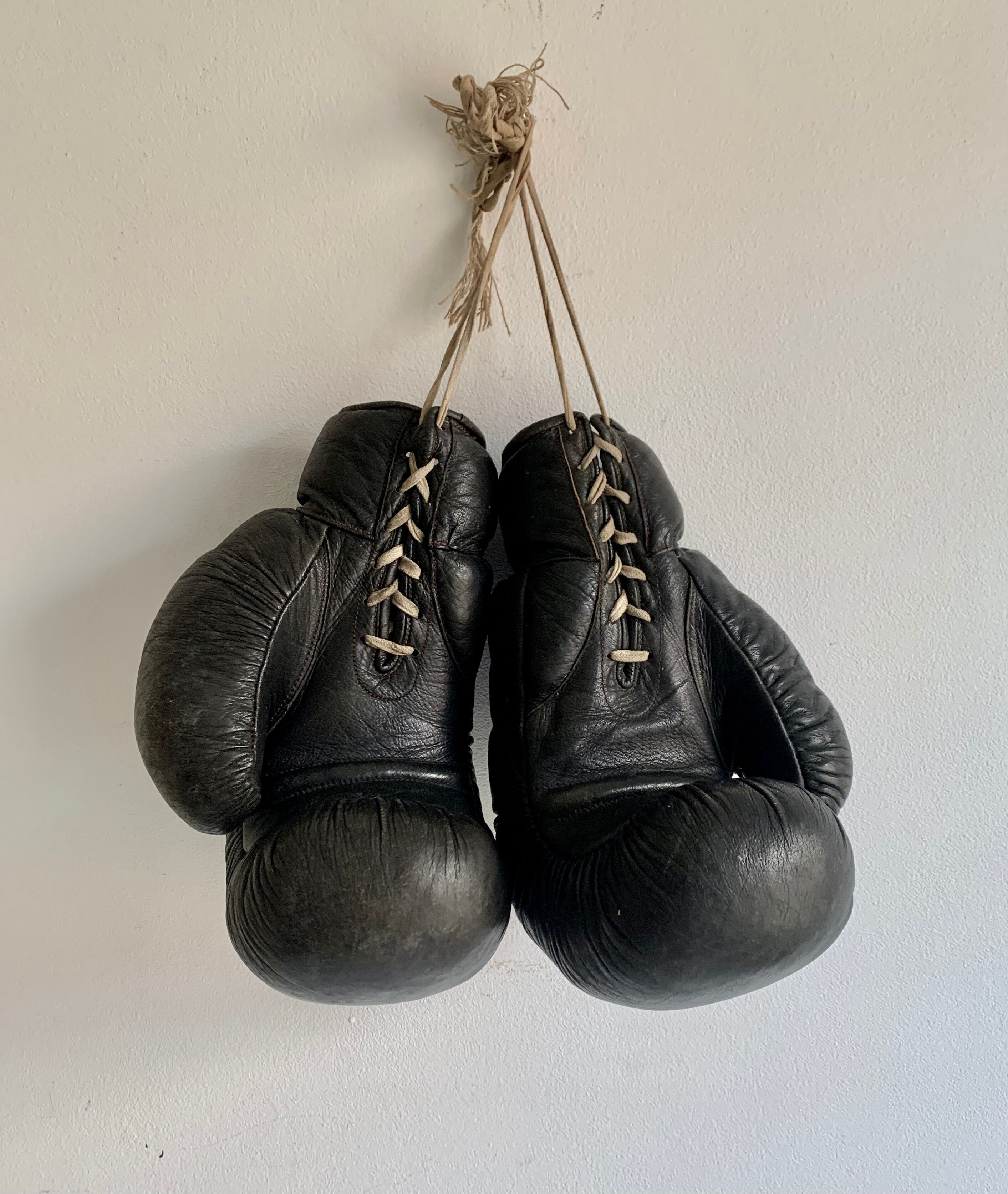 Boxing gloves berg , germany, 1950s